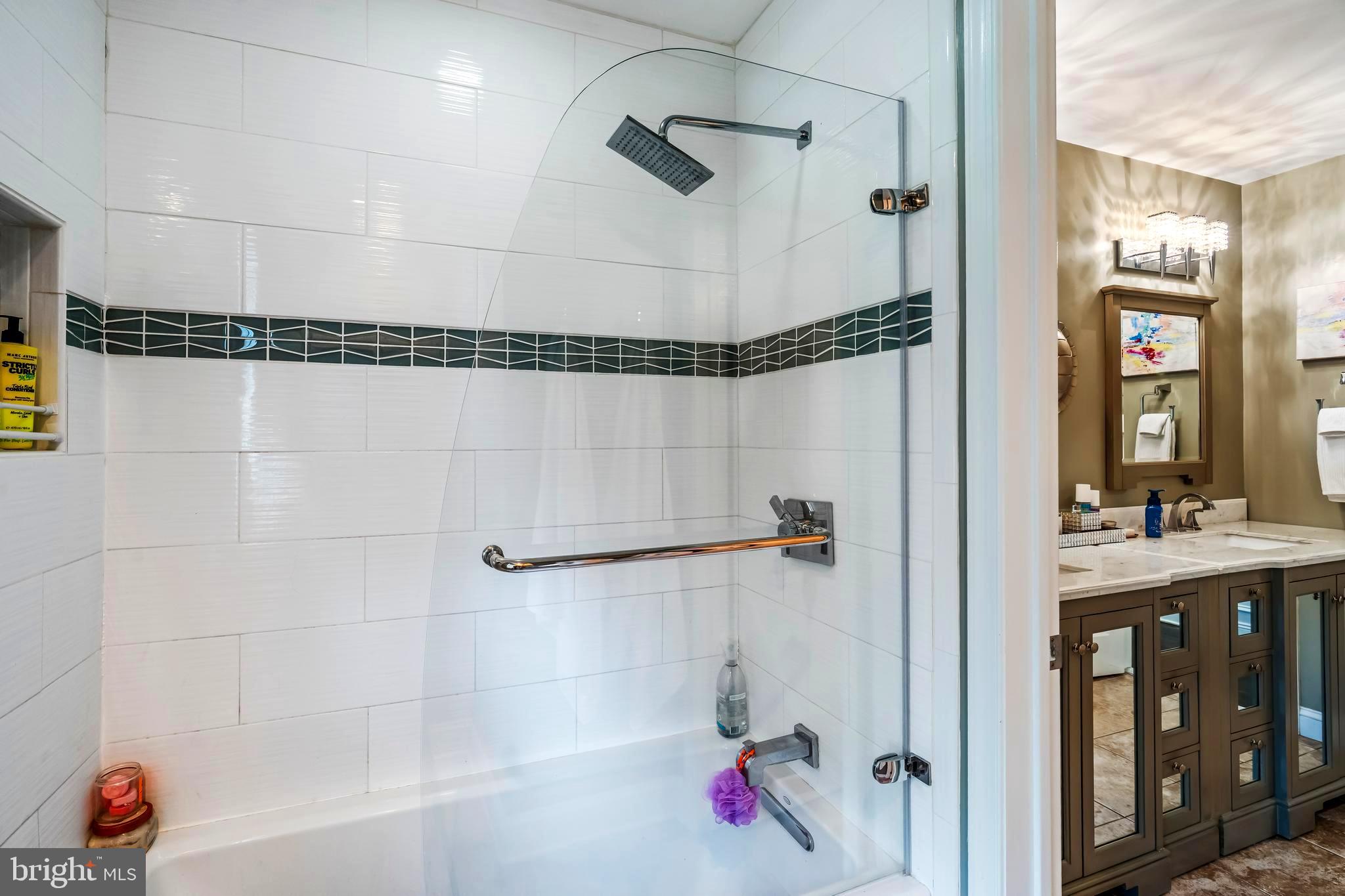 THE RIDINGS - Residential