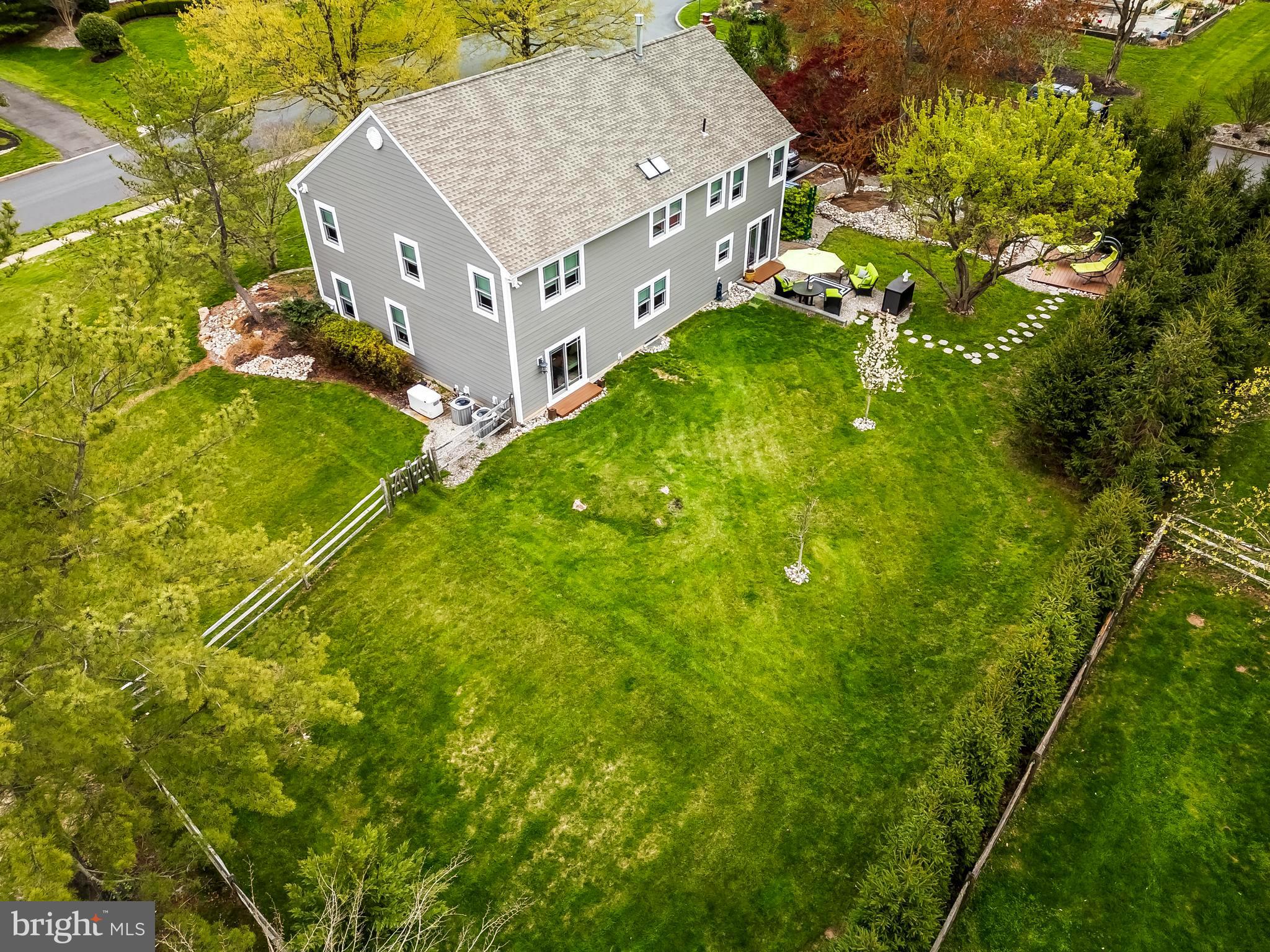 290 RIDINGS WAY