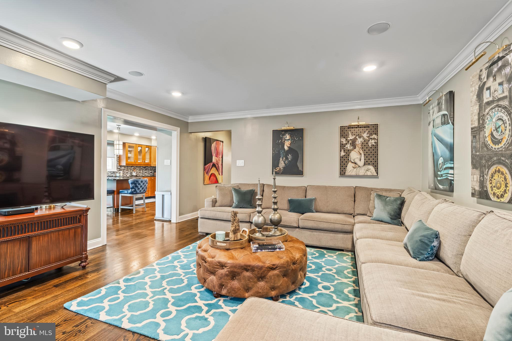 THE RIDINGS - Residential