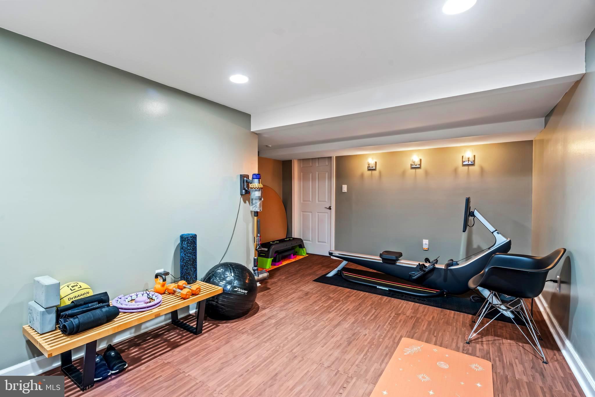 THE RIDINGS - Residential