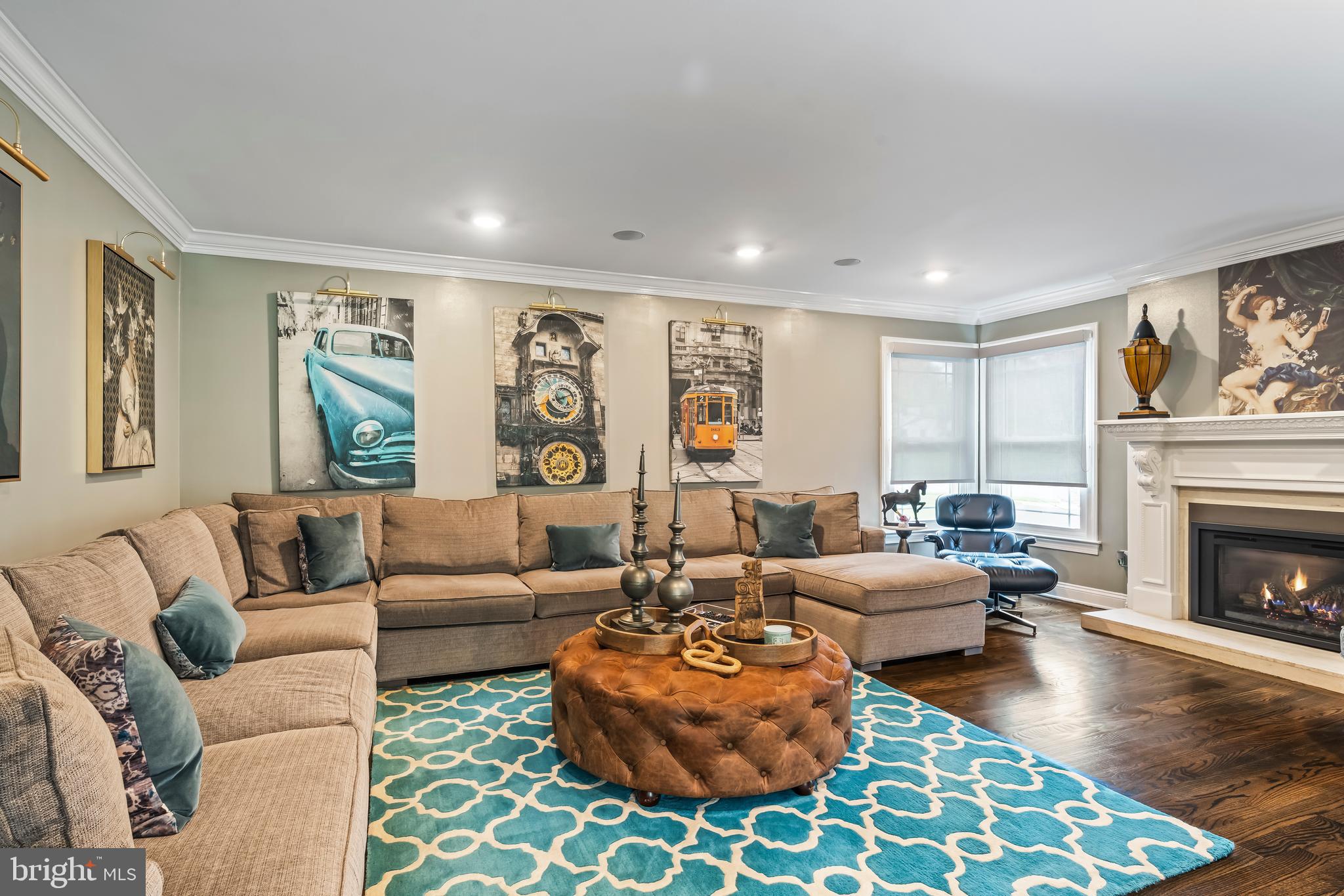 THE RIDINGS - Residential