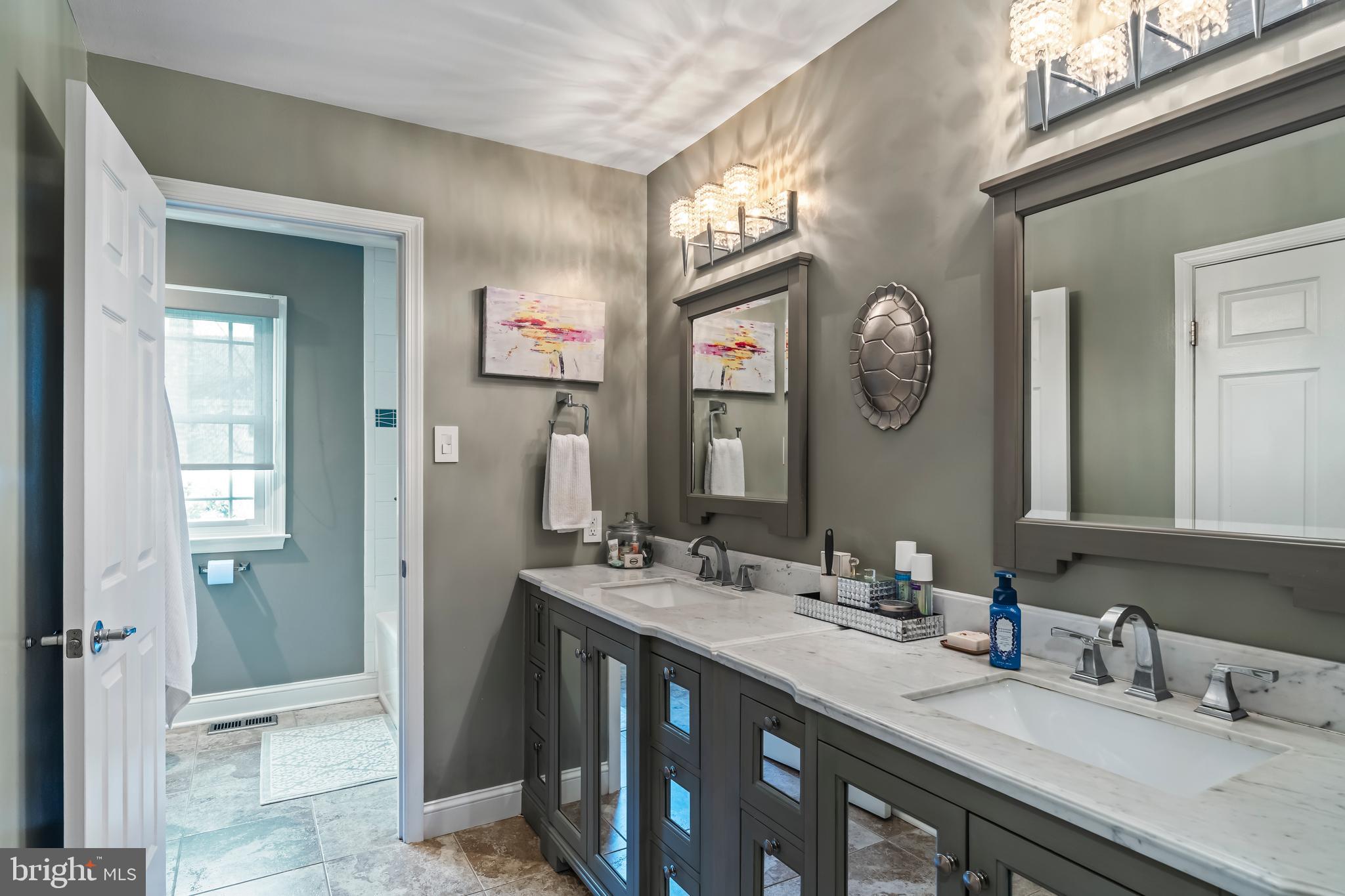 THE RIDINGS - Residential