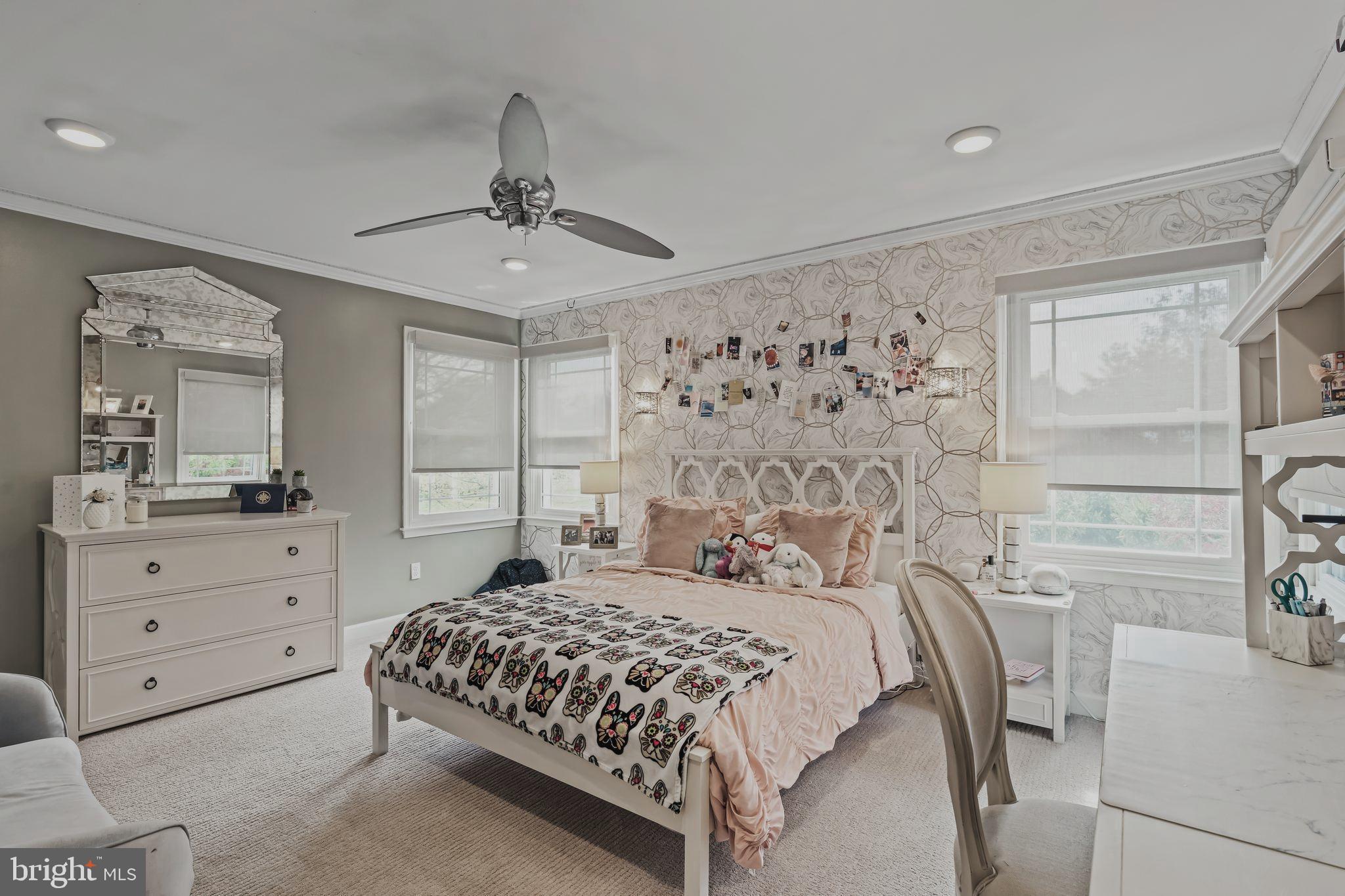 THE RIDINGS - Residential