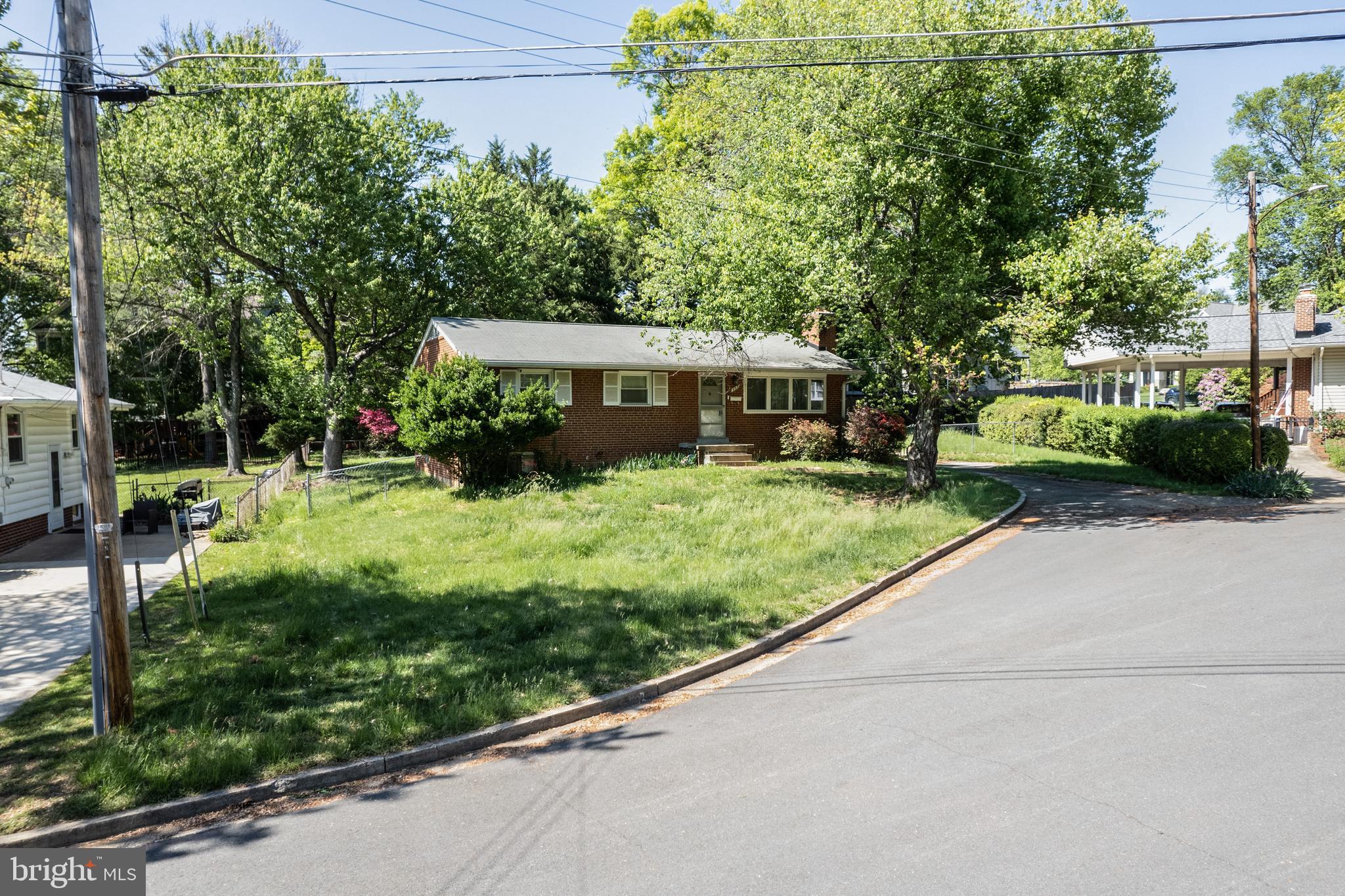 503 GIBSON DRIVE SW