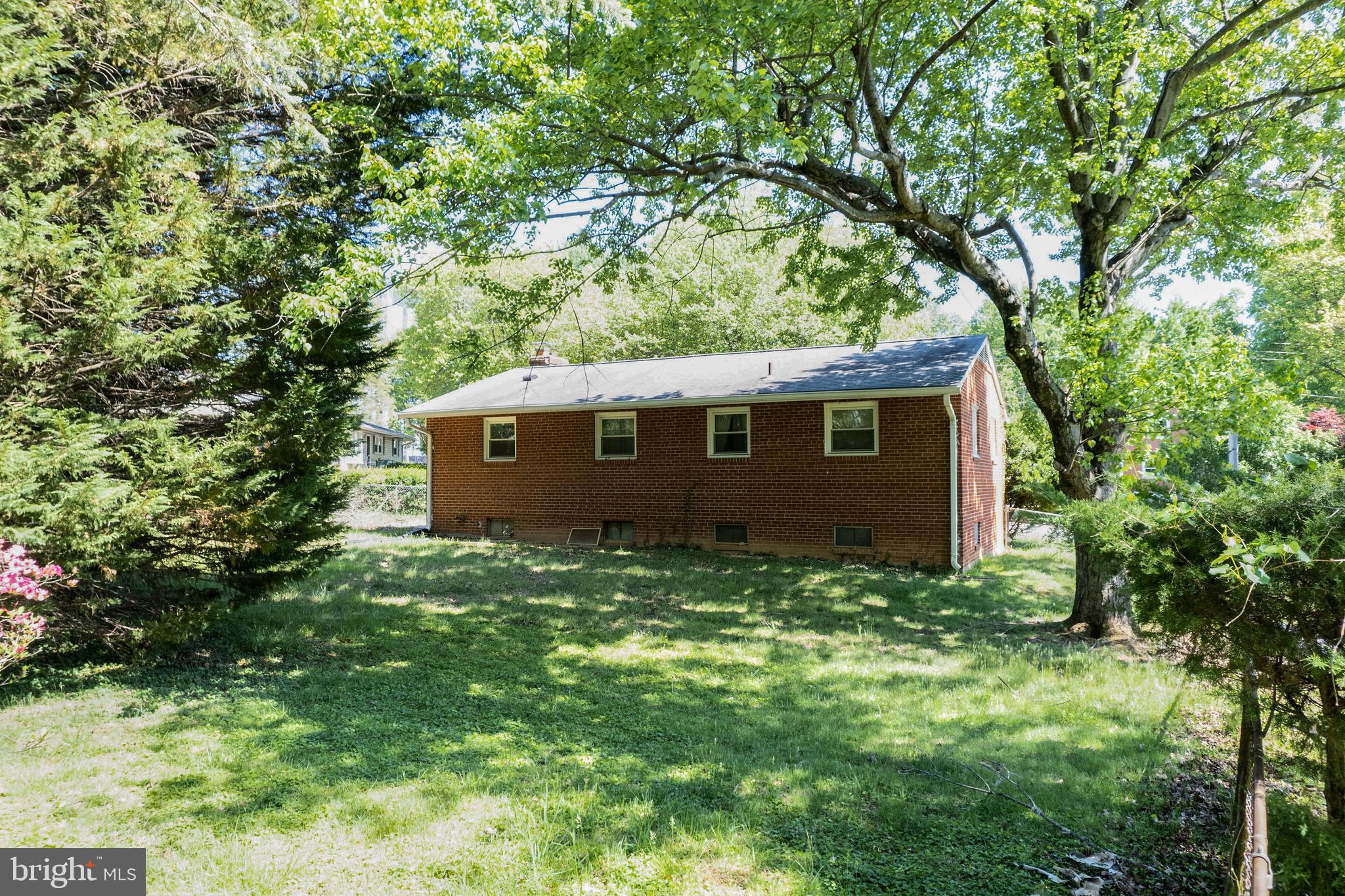 503 GIBSON DRIVE SW