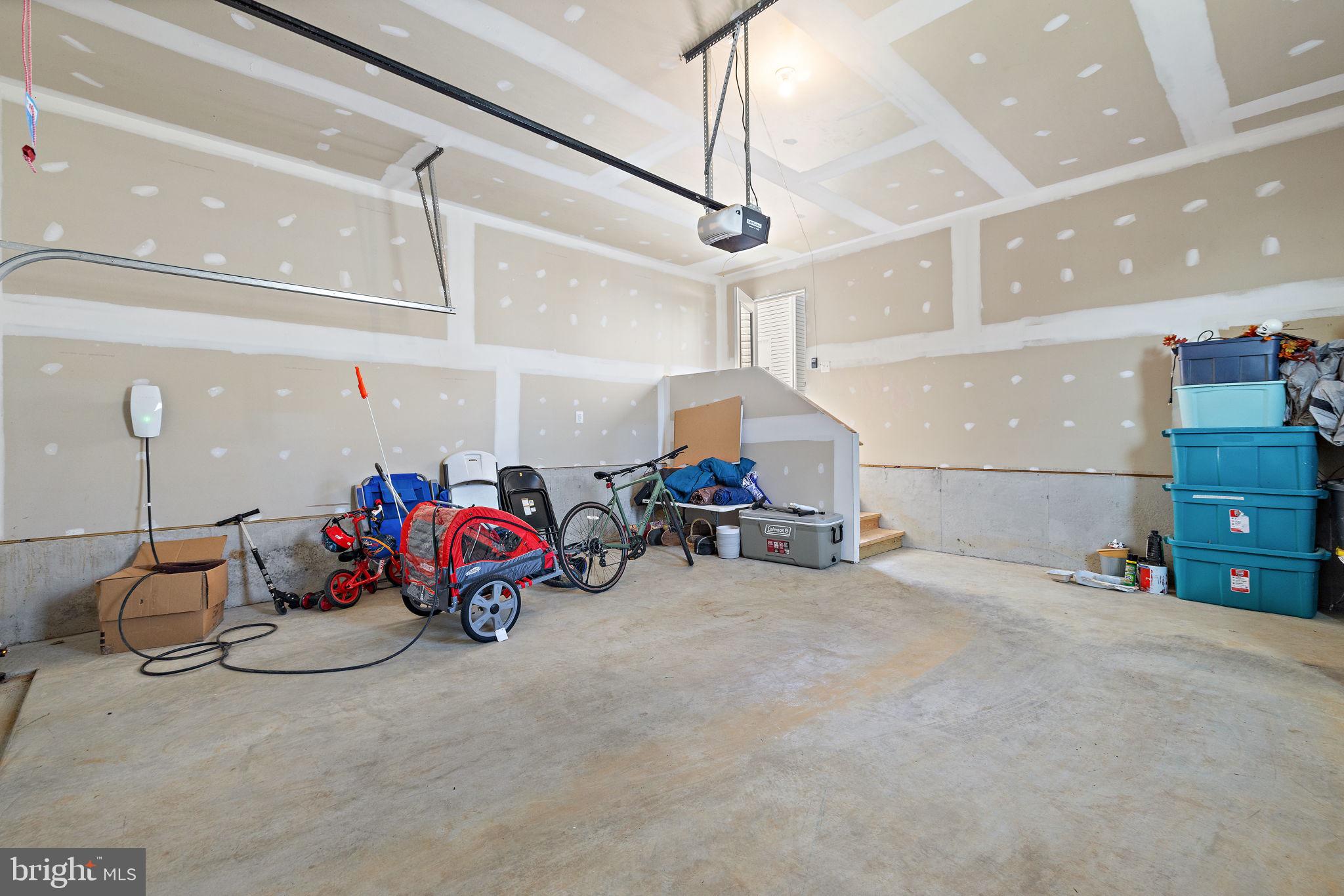 HUNTFIELD - Residential