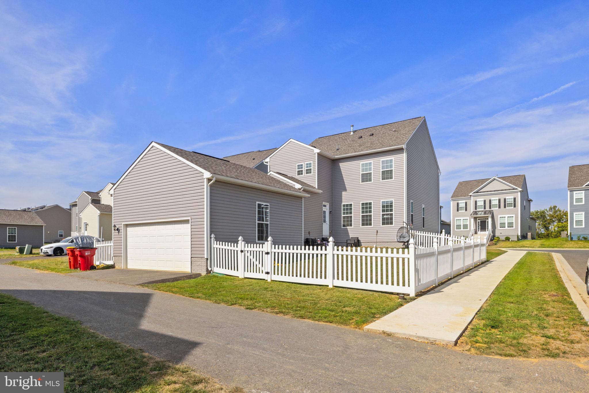 HUNTFIELD - Residential