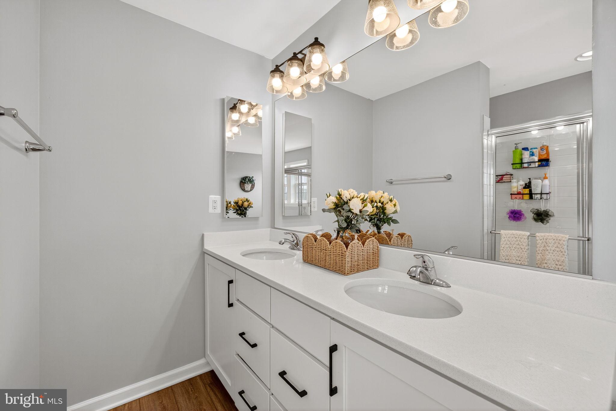 HUNTFIELD - Residential