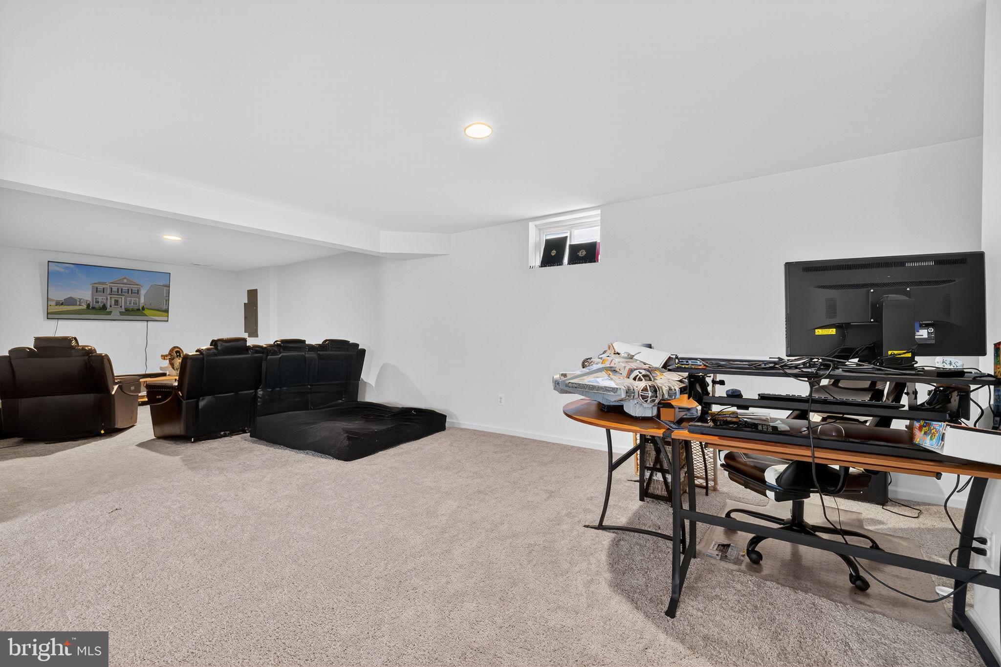 HUNTFIELD - Residential