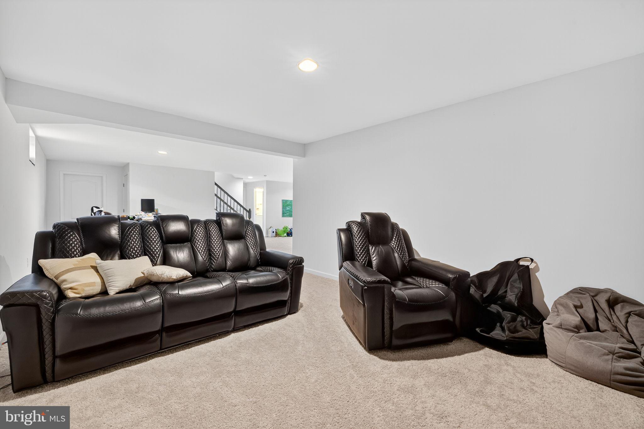 HUNTFIELD - Residential