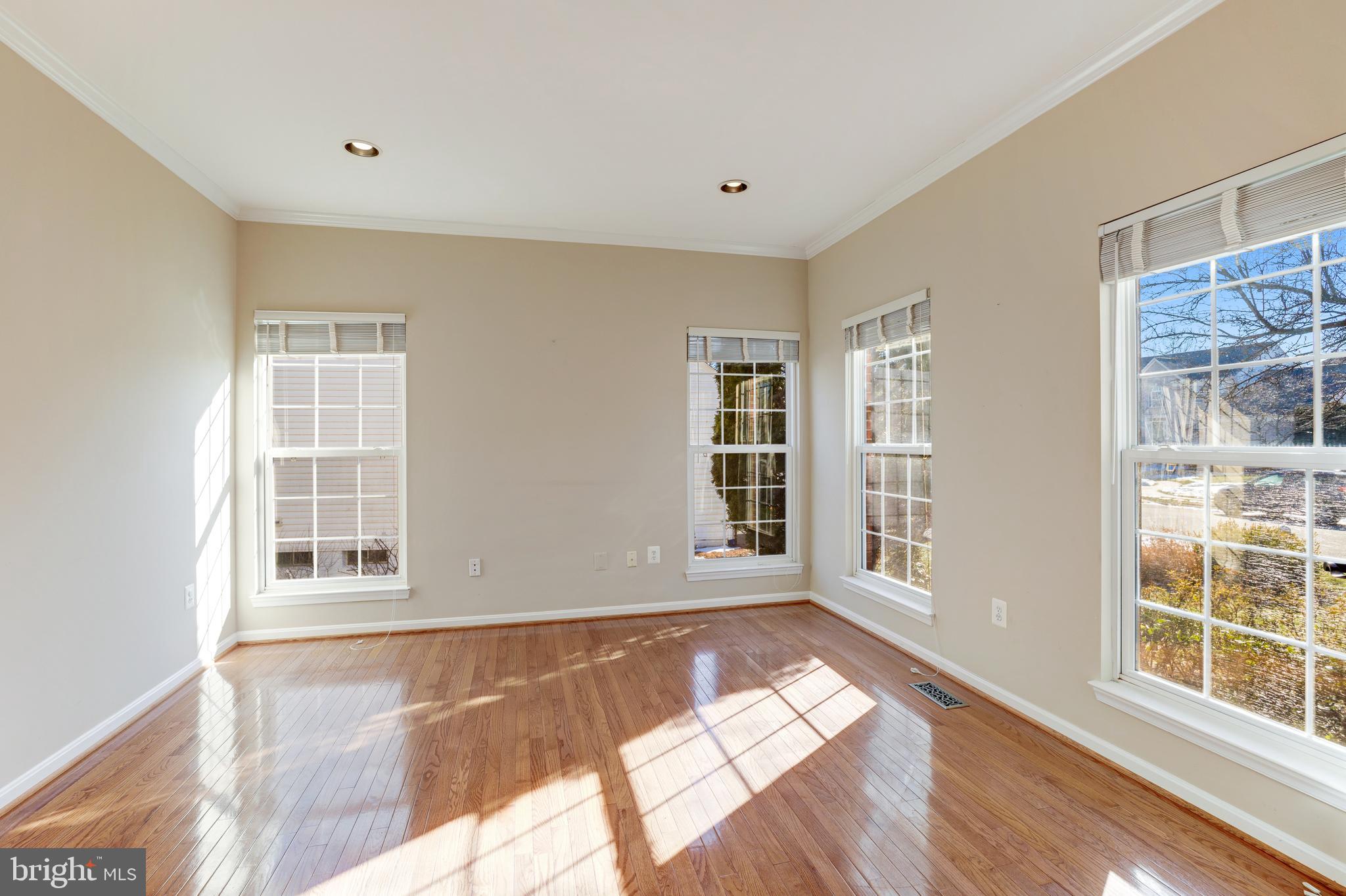 POTOMAC STATION - Residential Lease