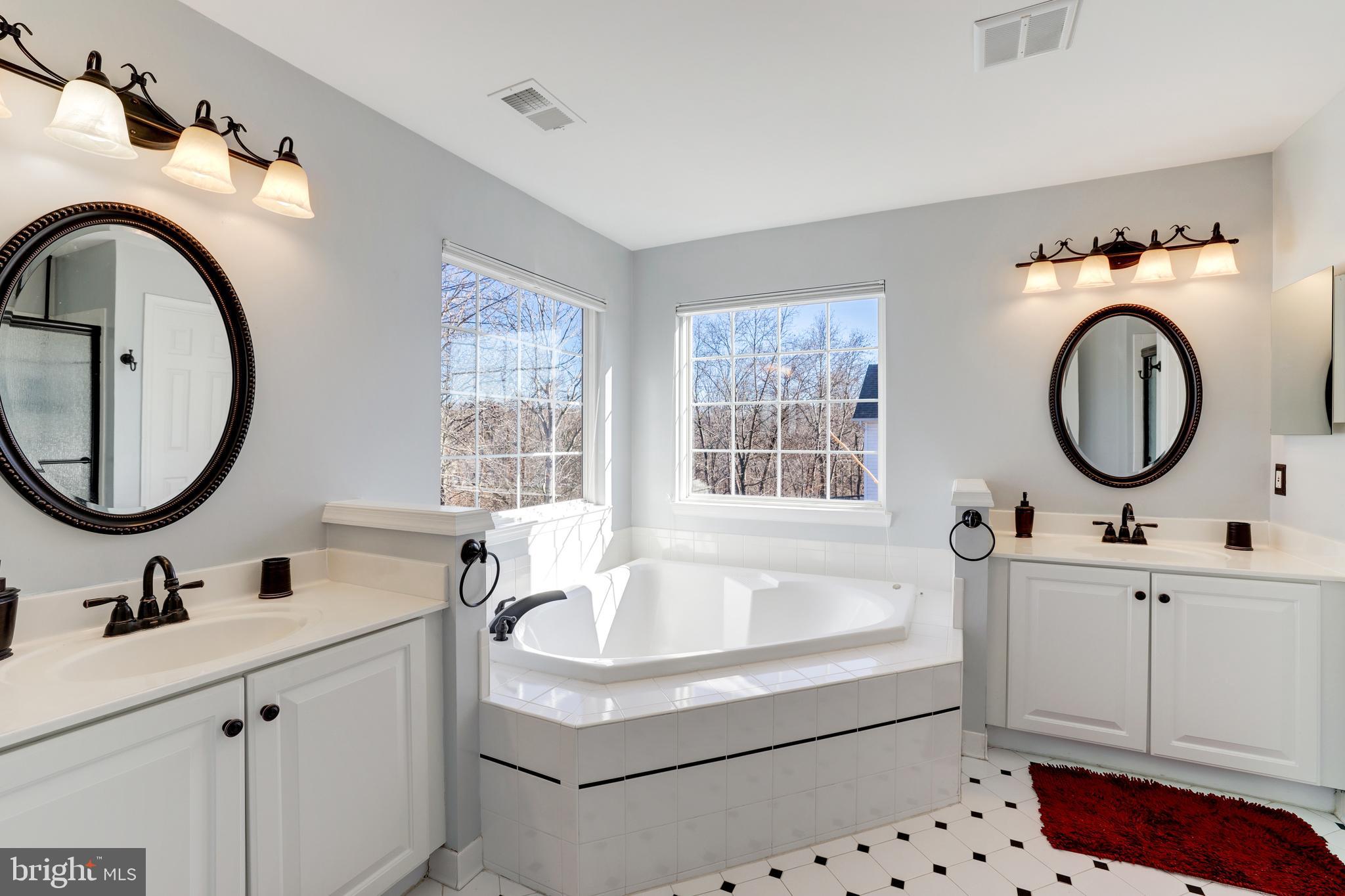 POTOMAC STATION - Residential Lease