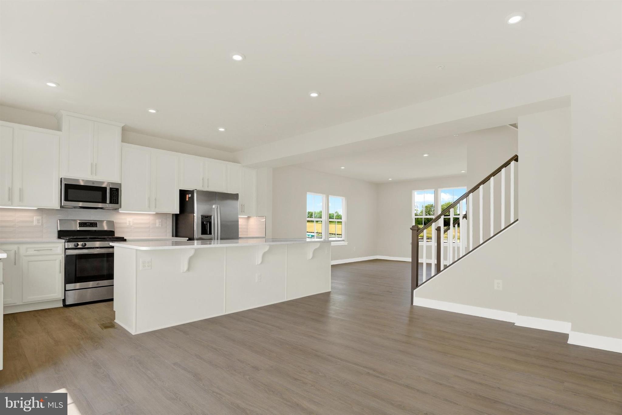 ABERDEEN OVERLOOK - Residential