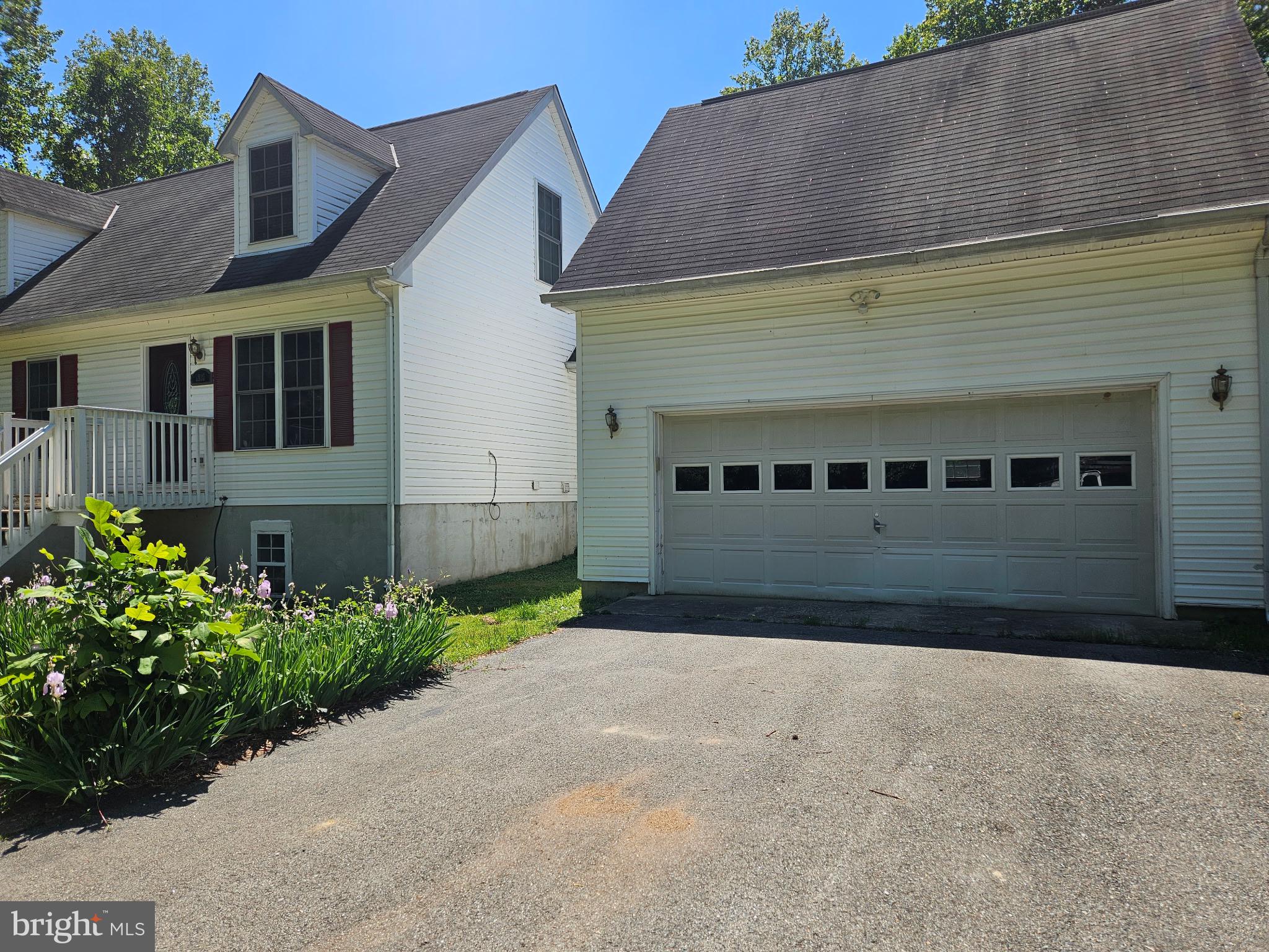 FISHERMANS GROVE - Residential