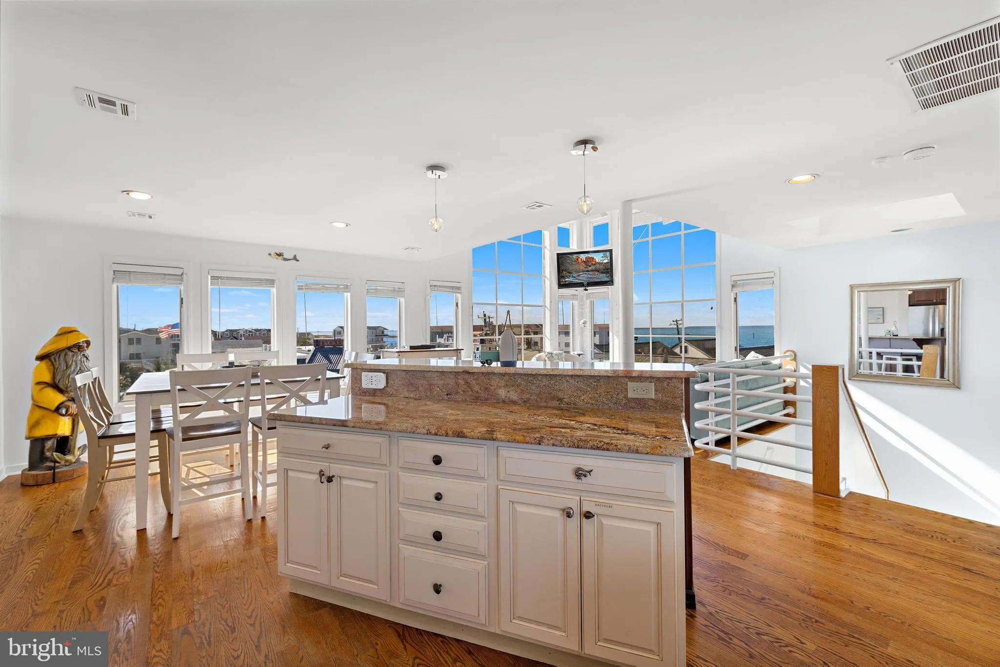 Beach Haven, New Jersey 08008, United States, 4 Bedrooms Bedrooms, ,4 BathroomsBathrooms,Residential,Active,233948