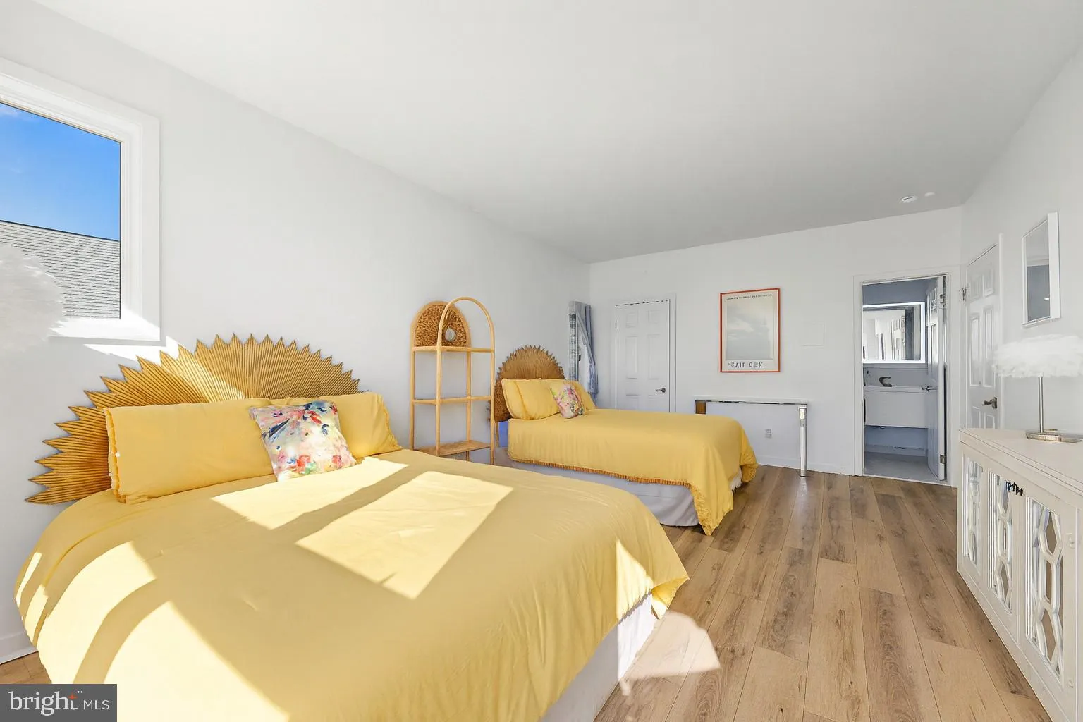 Beach Haven, New Jersey 08008, United States, 4 Bedrooms Bedrooms, ,4 BathroomsBathrooms,Residential,Active,233948