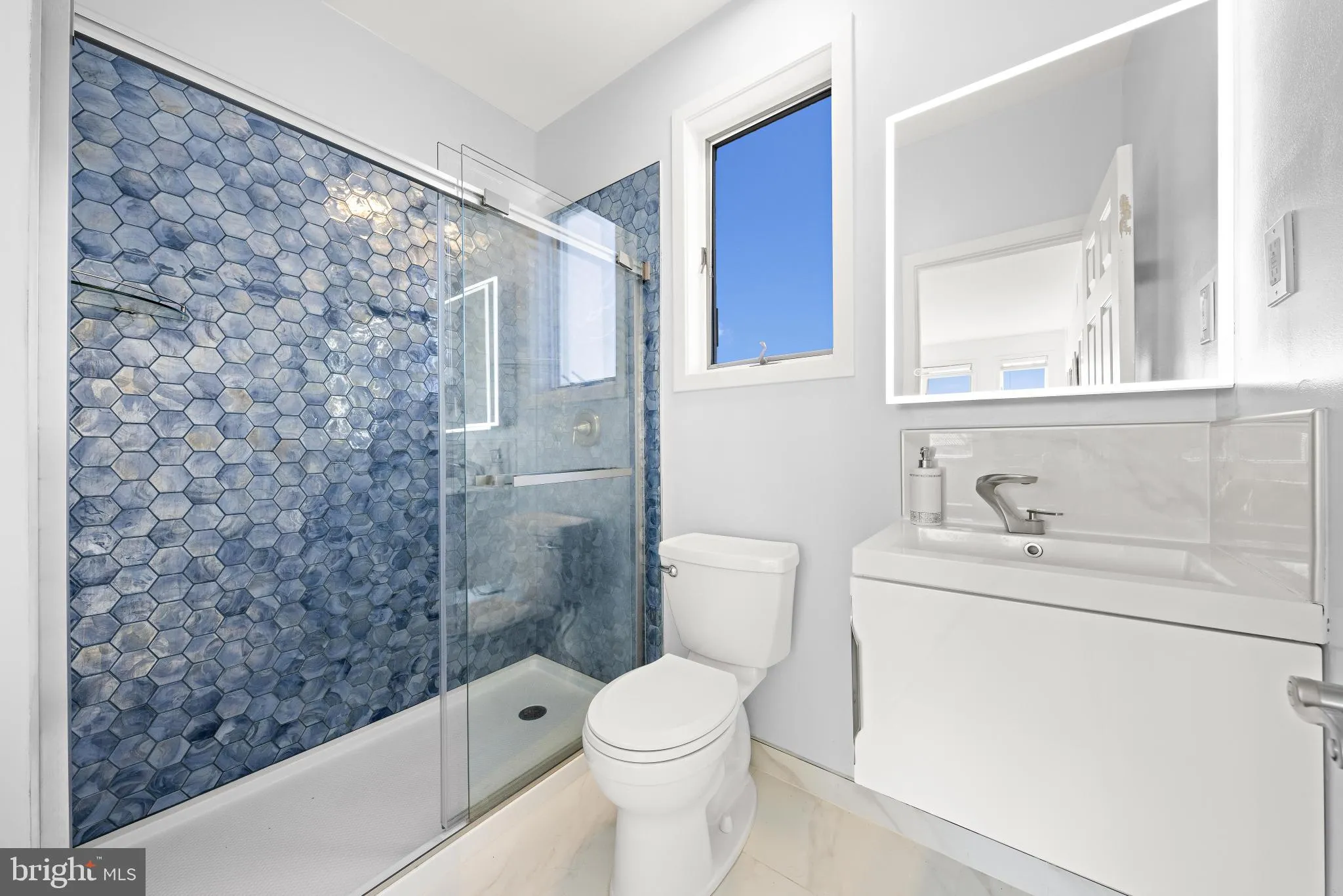 Beach Haven, New Jersey 08008, United States, 4 Bedrooms Bedrooms, ,4 BathroomsBathrooms,Residential,Active,233948