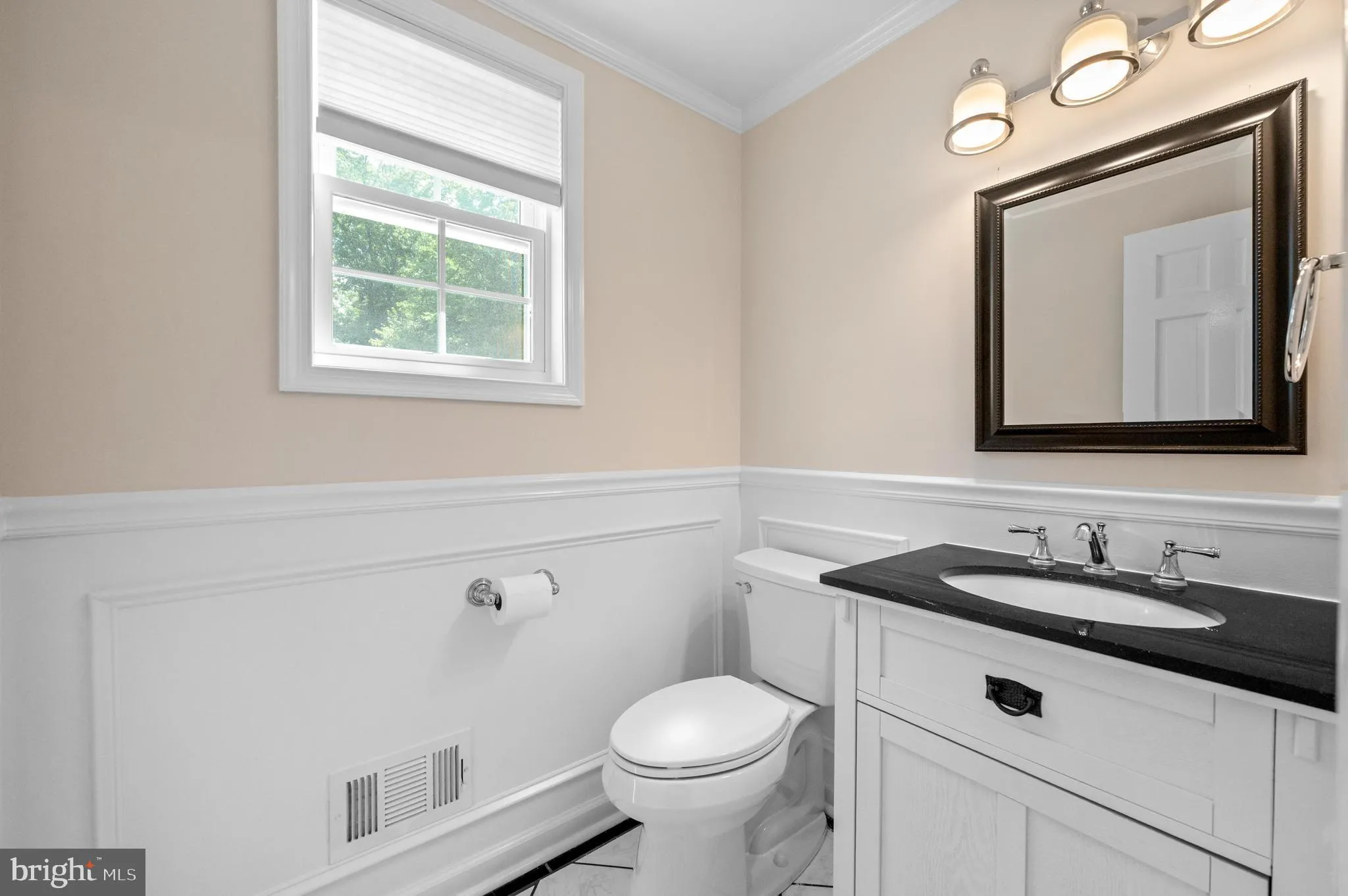 Newtown Square, Pennsylvania 19073, United States, 4 Bedrooms Bedrooms, ,3 BathroomsBathrooms,Residential,Coming Soon,170573