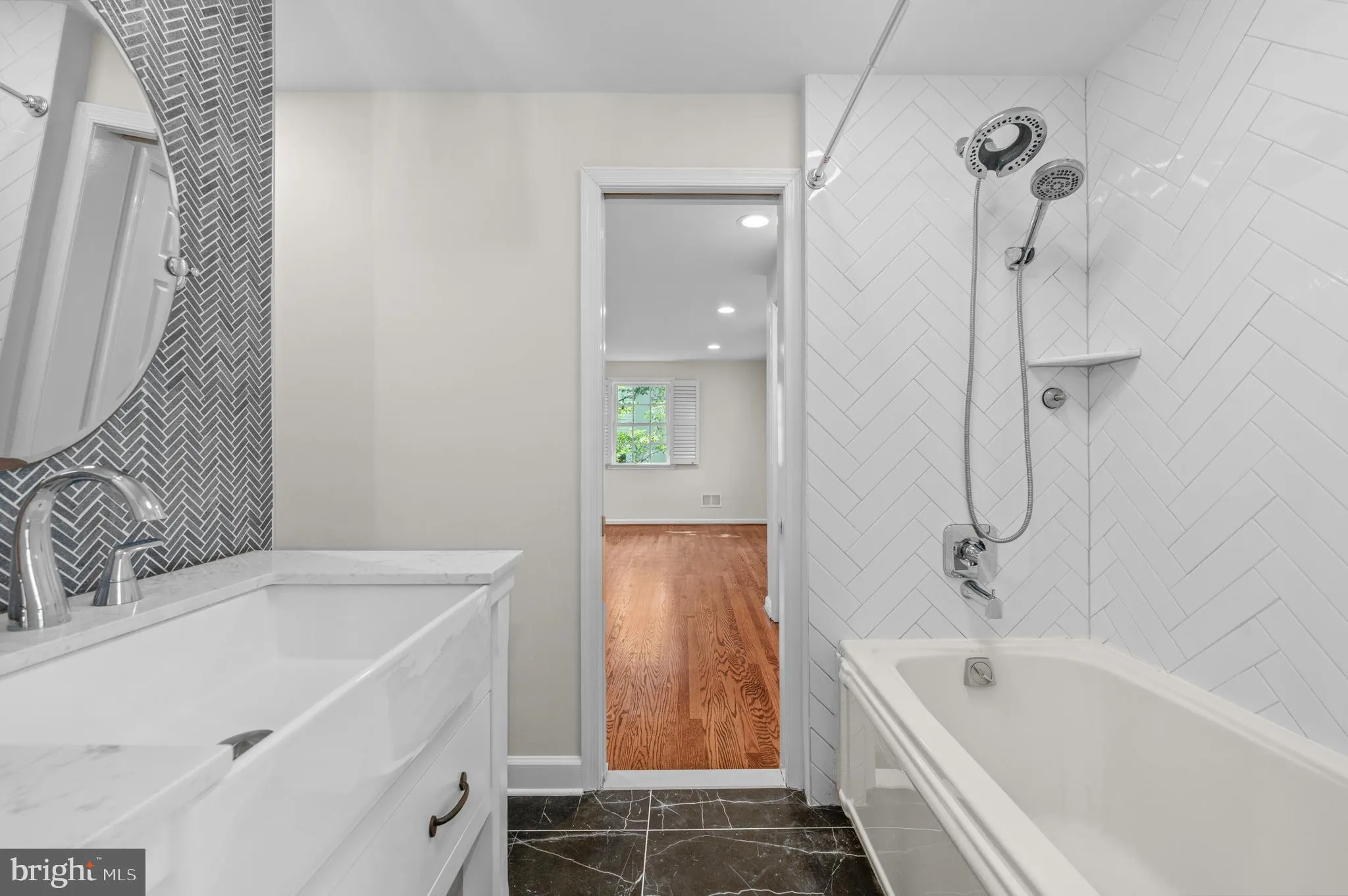 Newtown Square, Pennsylvania 19073, United States, 4 Bedrooms Bedrooms, ,3 BathroomsBathrooms,Residential,Coming Soon,170573