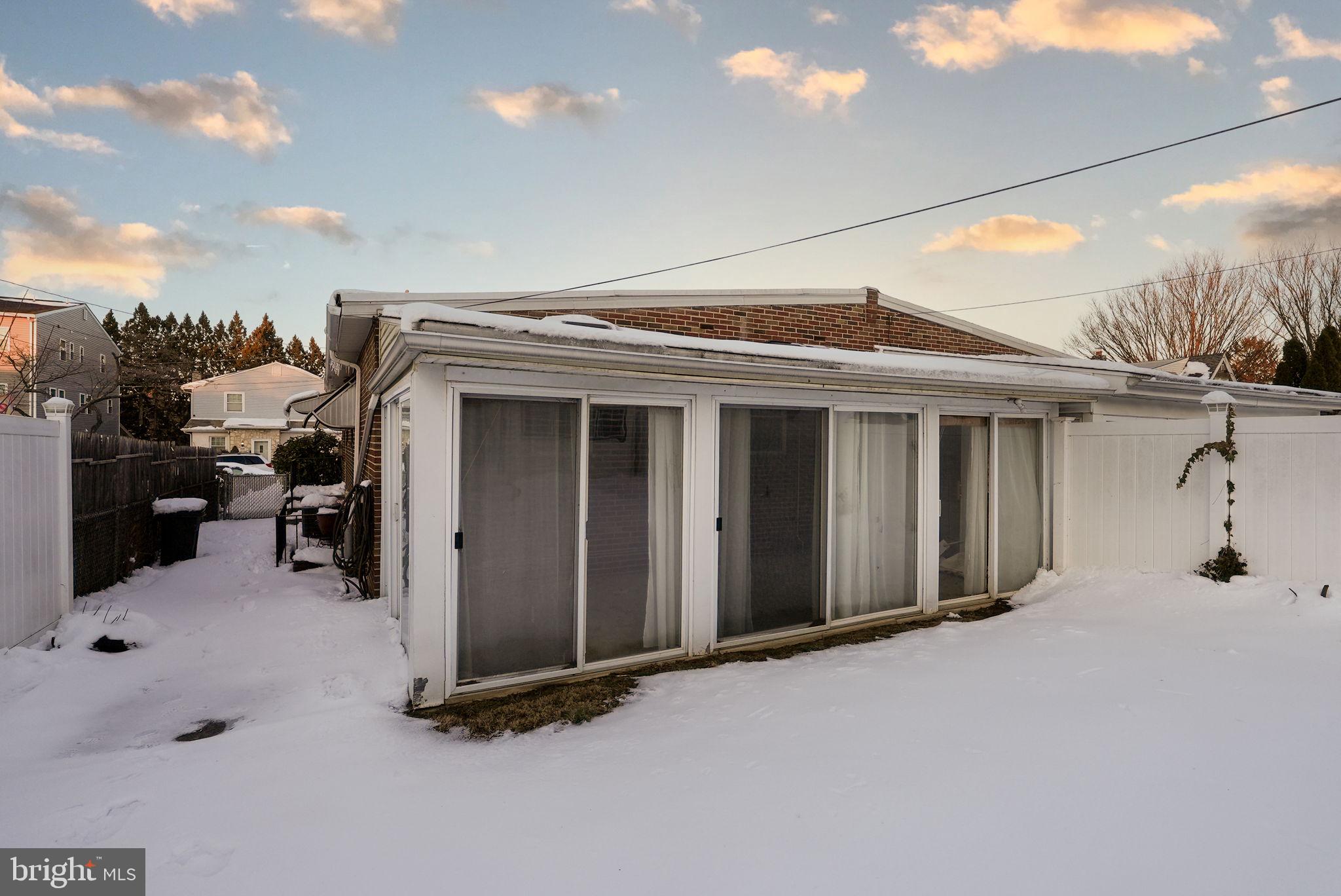 PHILADELPHIA (NORTHEAST) - Residential