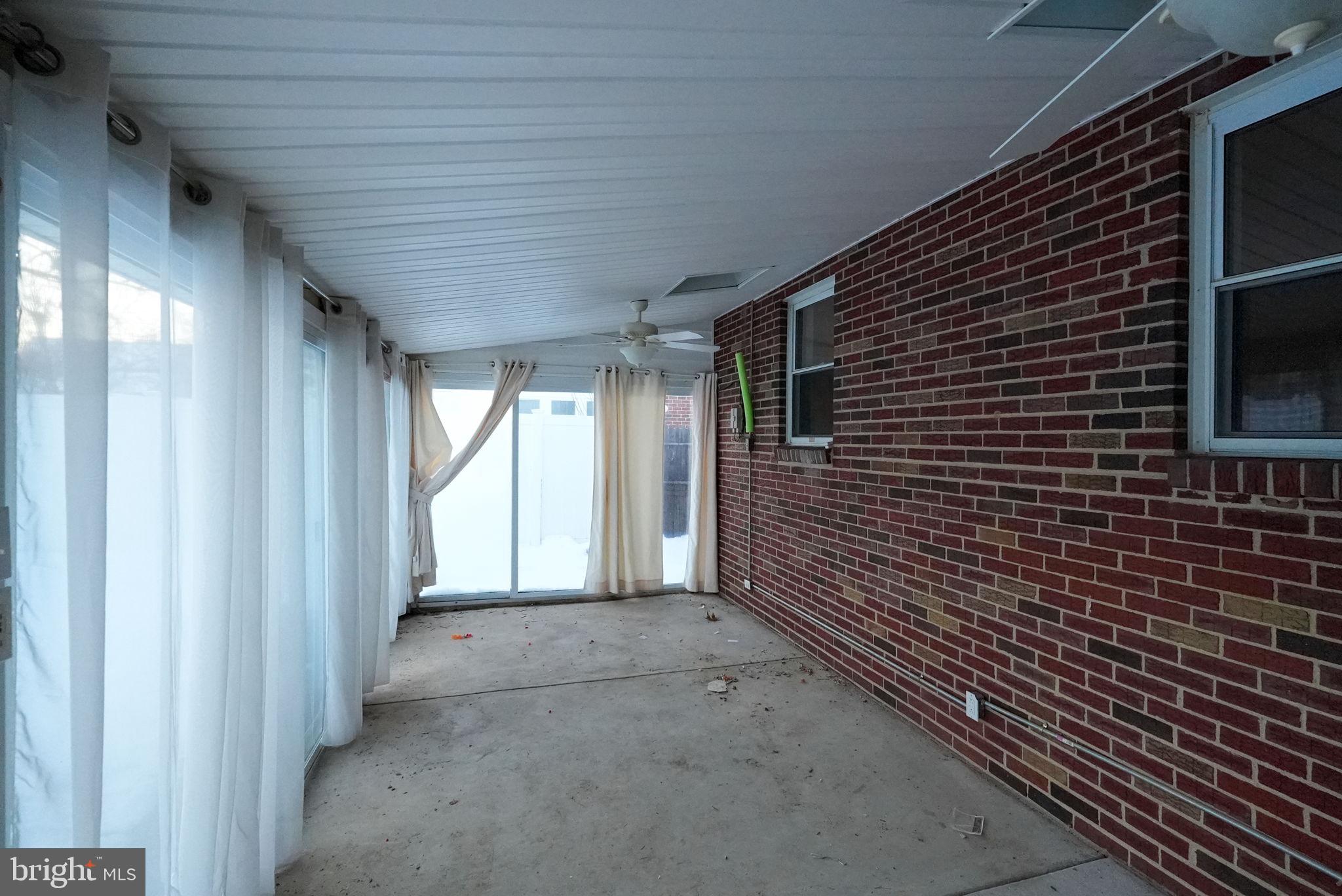 PHILADELPHIA (NORTHEAST) - Residential