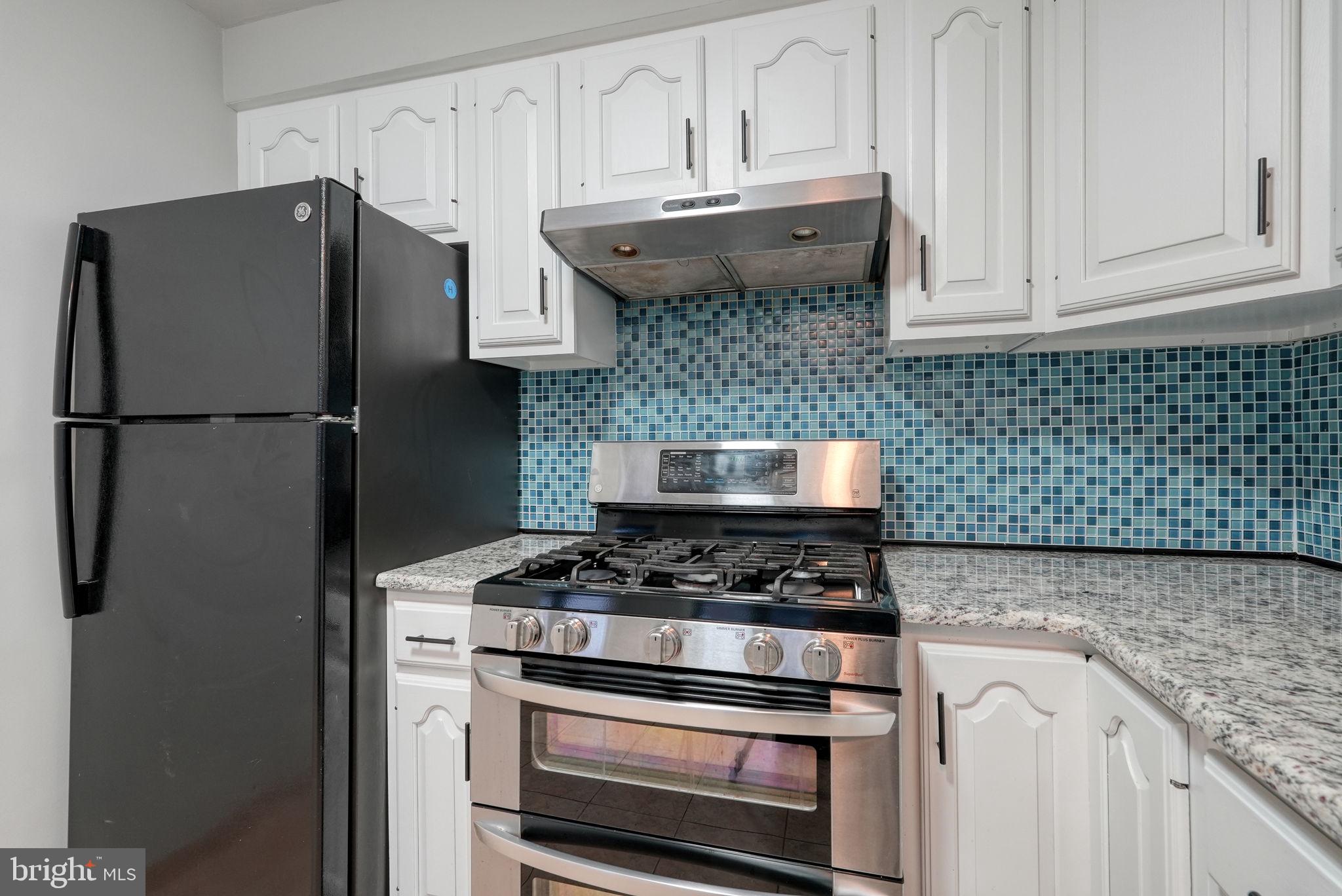 PHILADELPHIA (NORTHEAST) - Residential