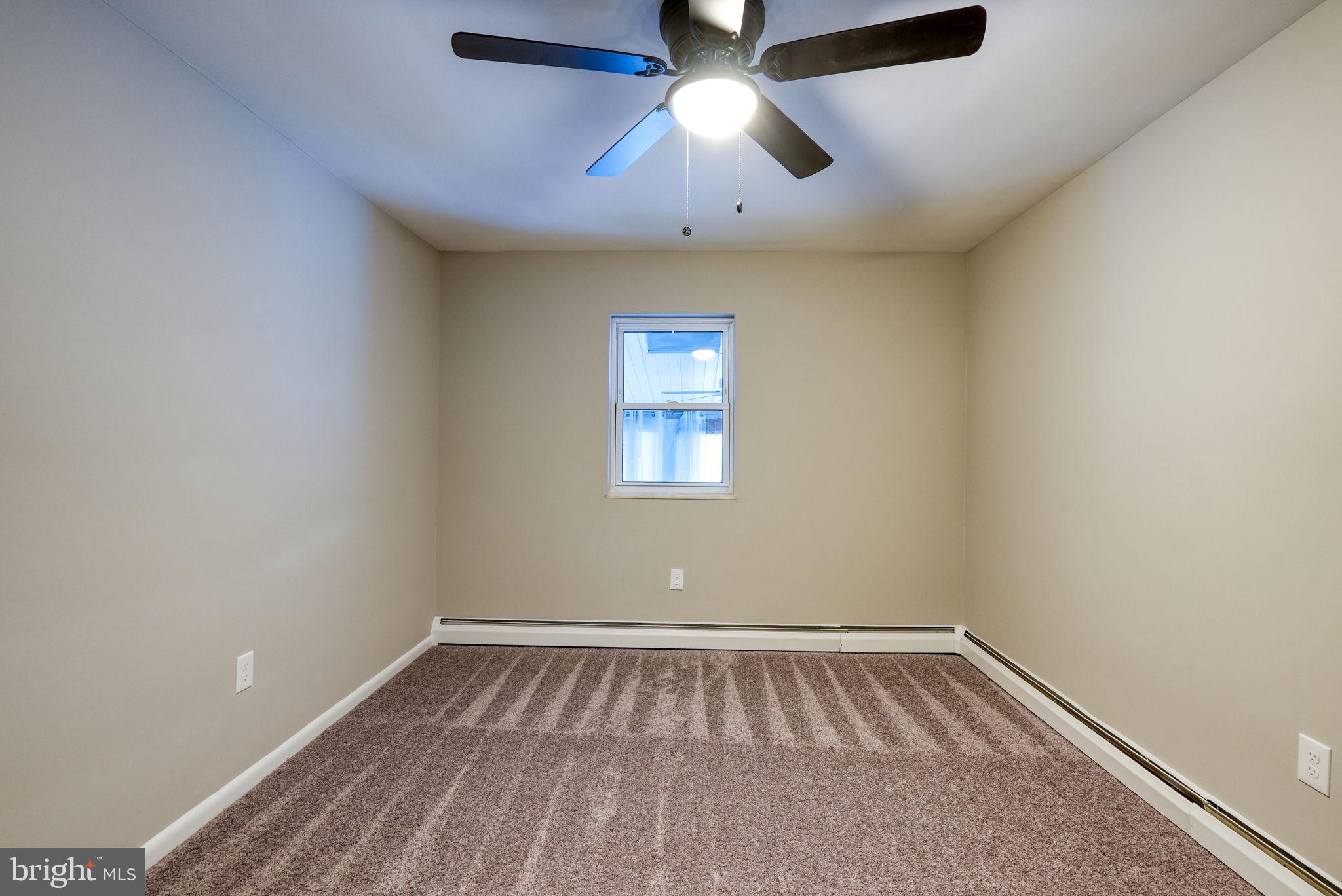 PHILADELPHIA (NORTHEAST) - Residential