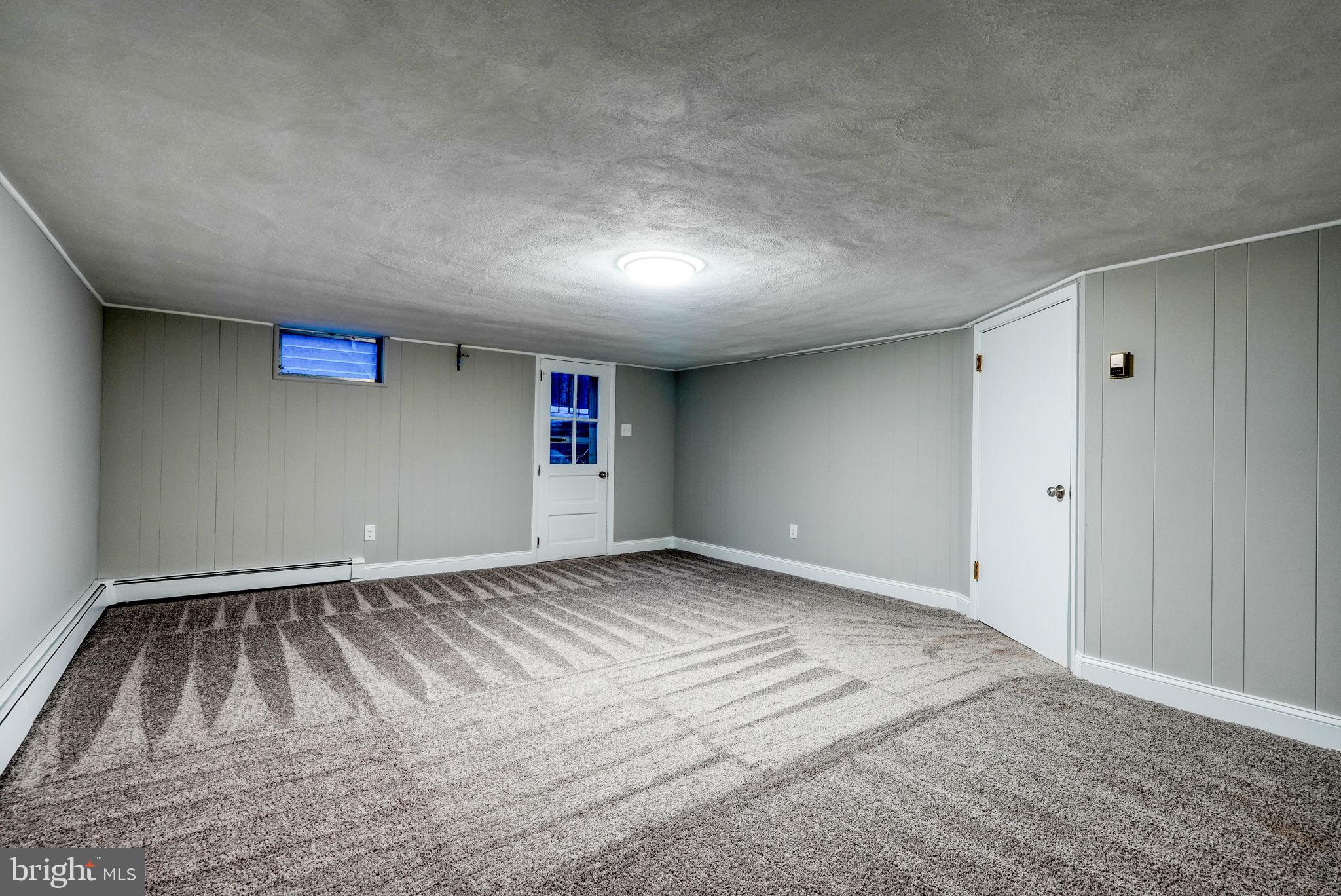 PHILADELPHIA (NORTHEAST) - Residential