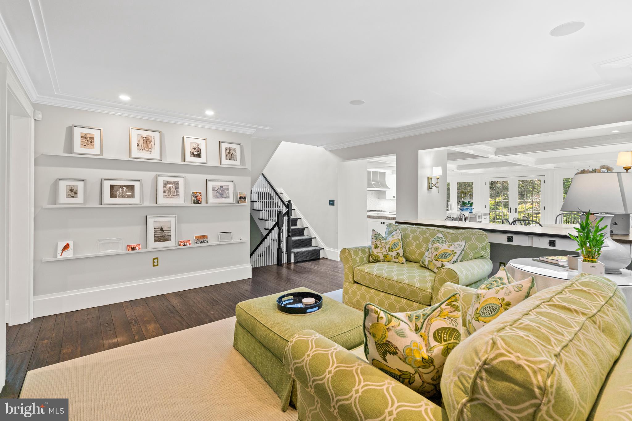 FOXHALL - Residential