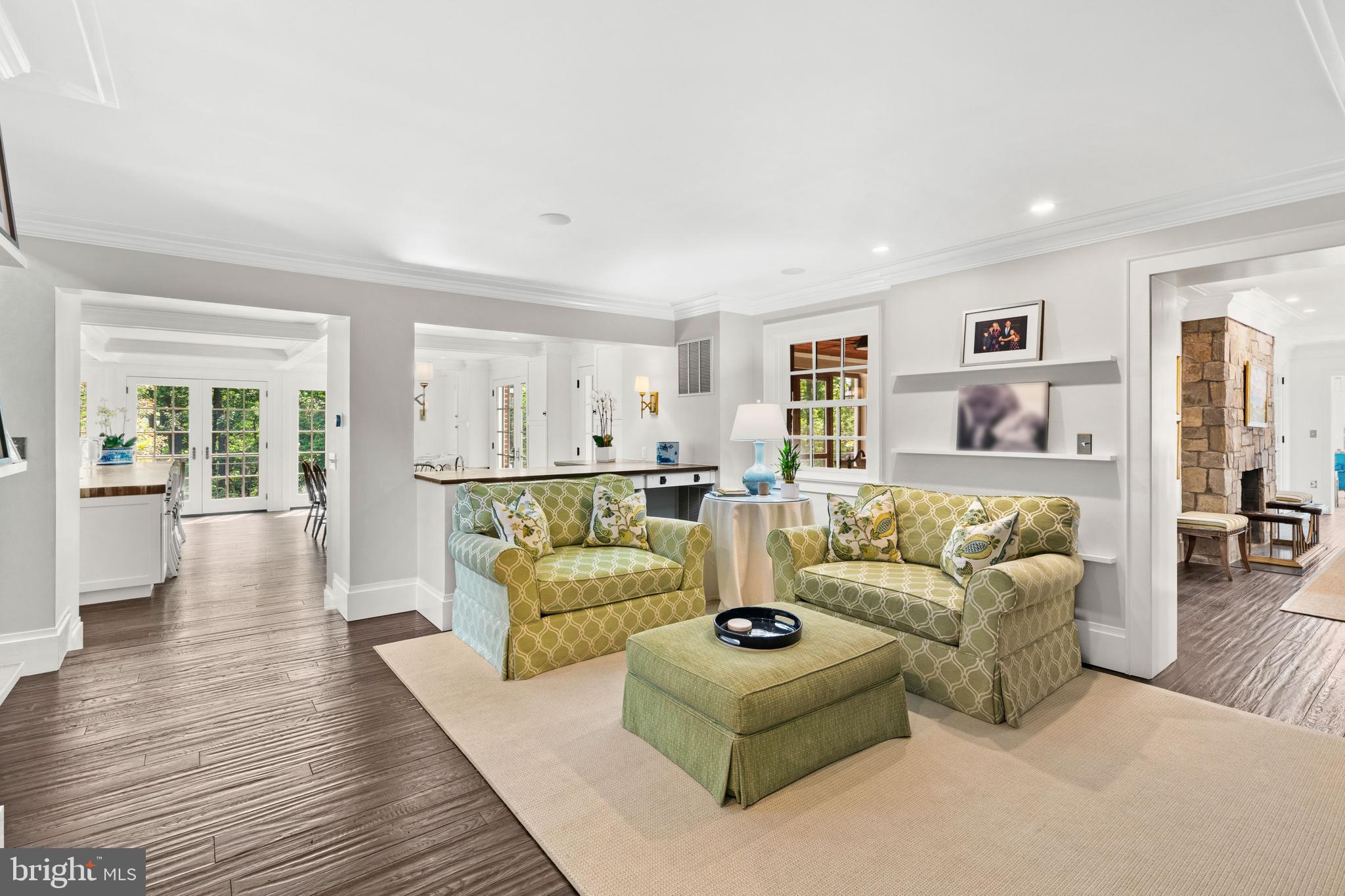 FOXHALL - Residential