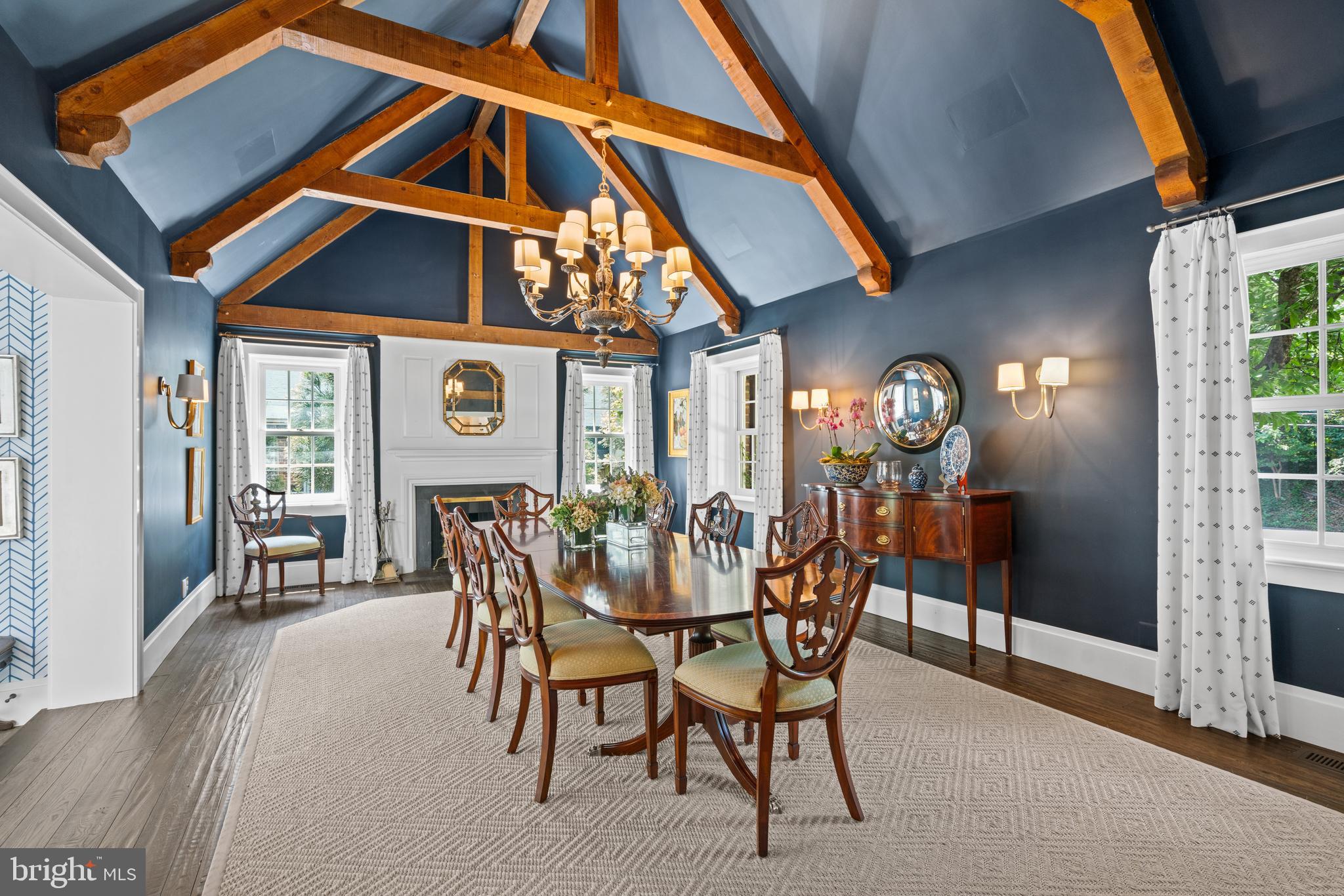 FOXHALL - Residential