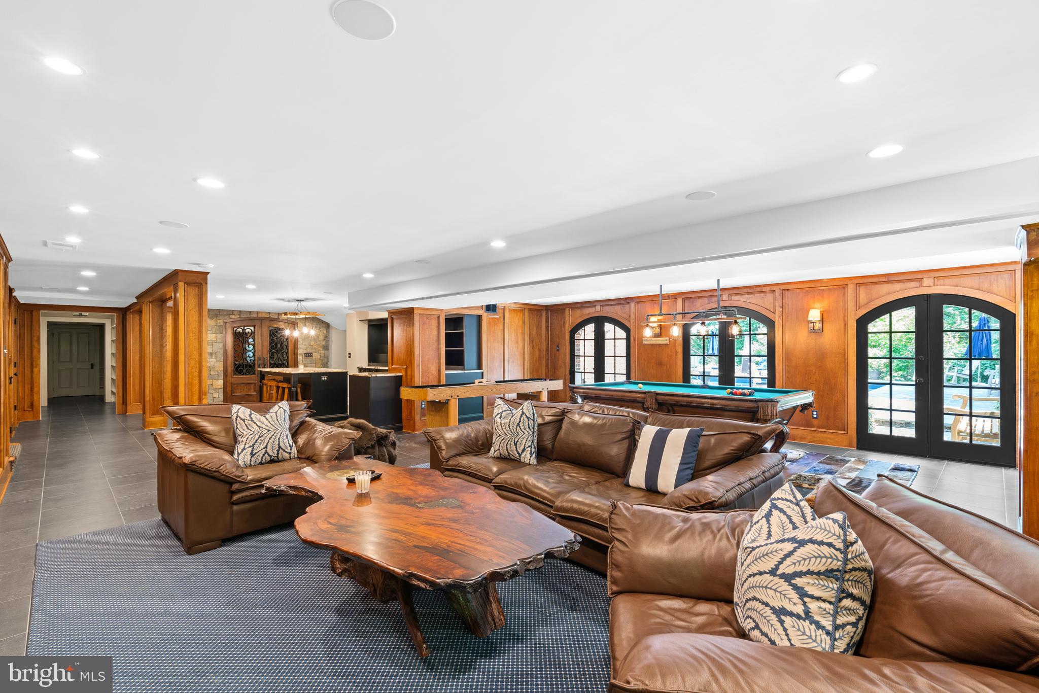 FOXHALL - Residential