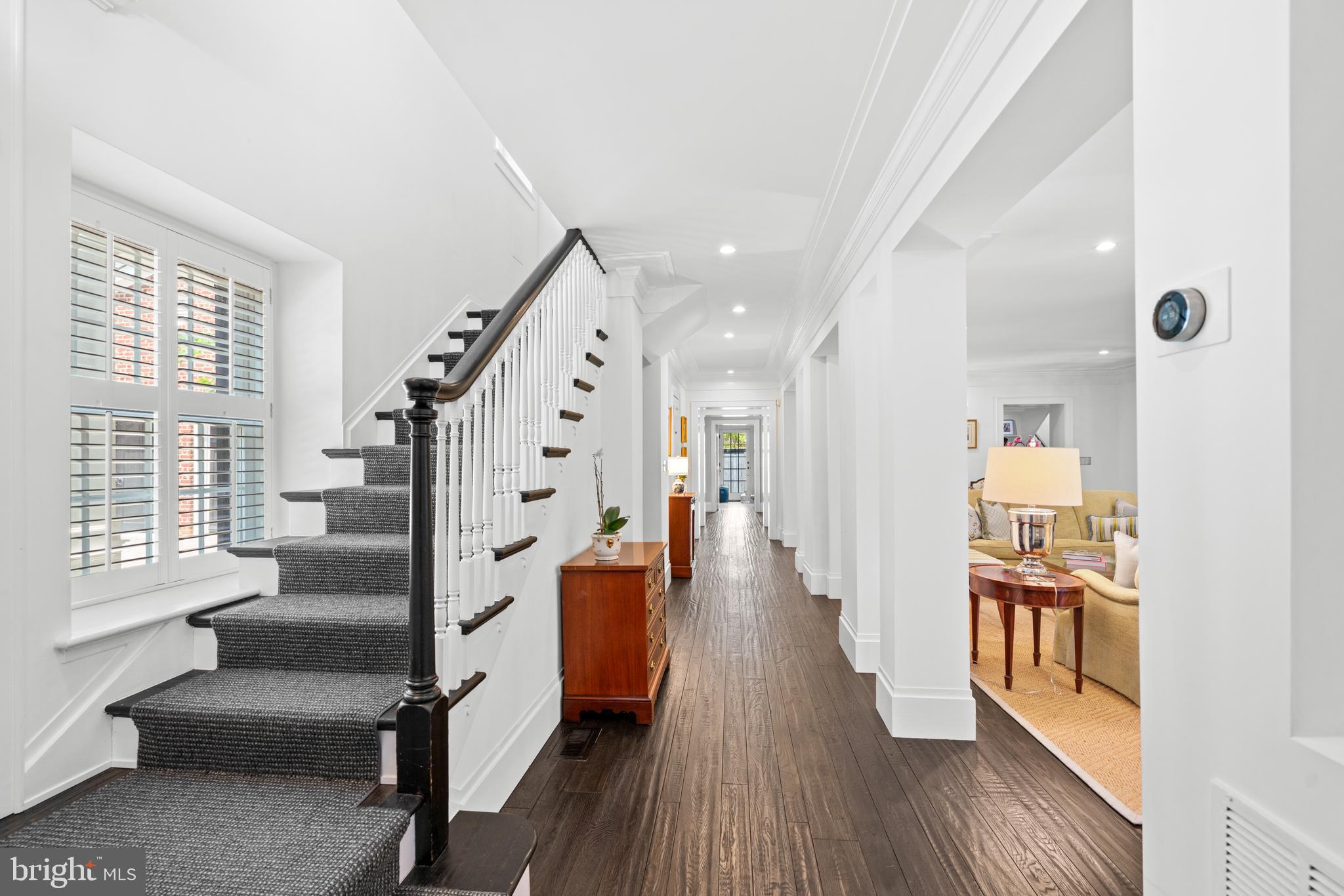 FOXHALL - Residential