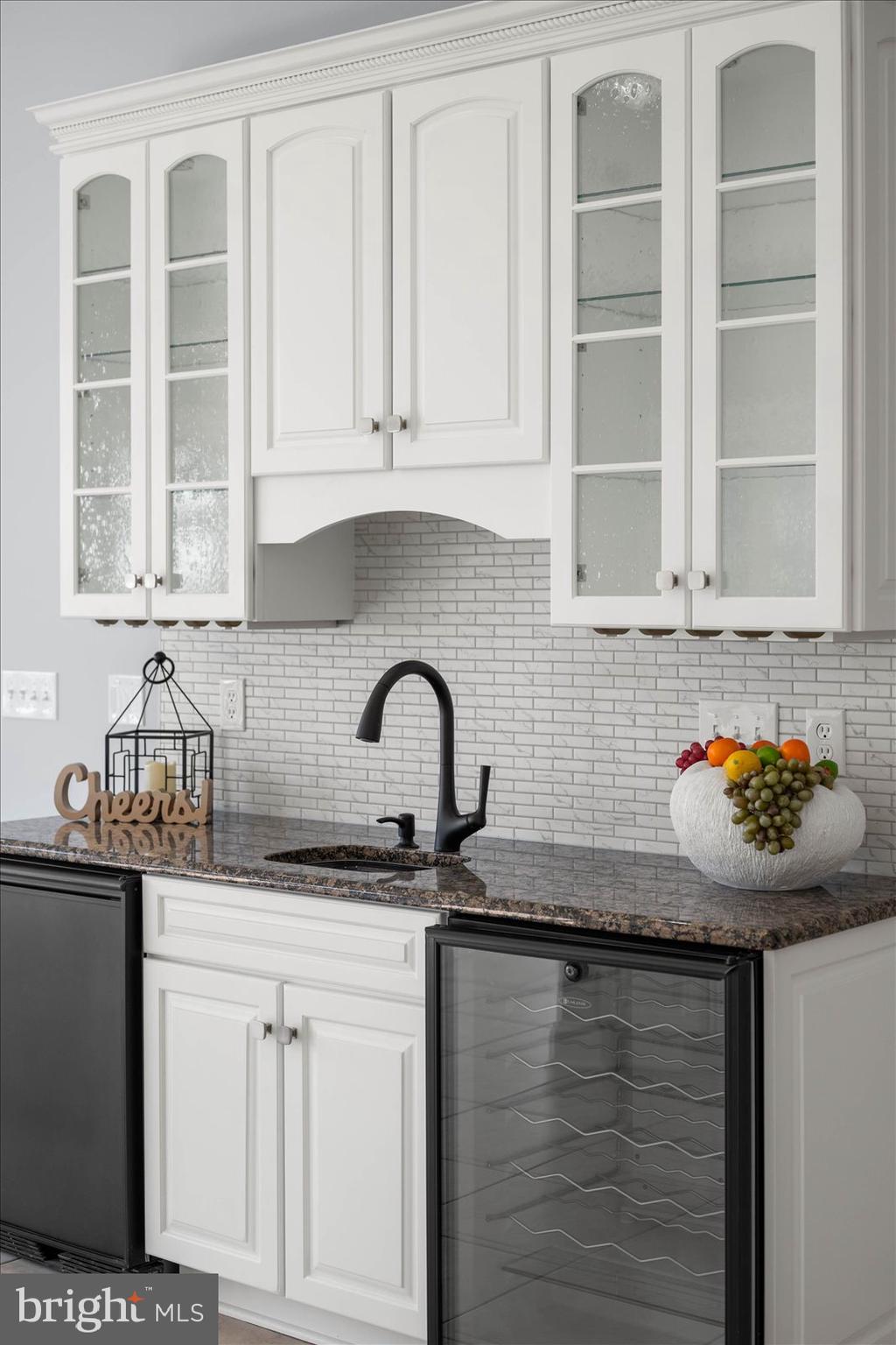 HERON HARBOUR - Residential