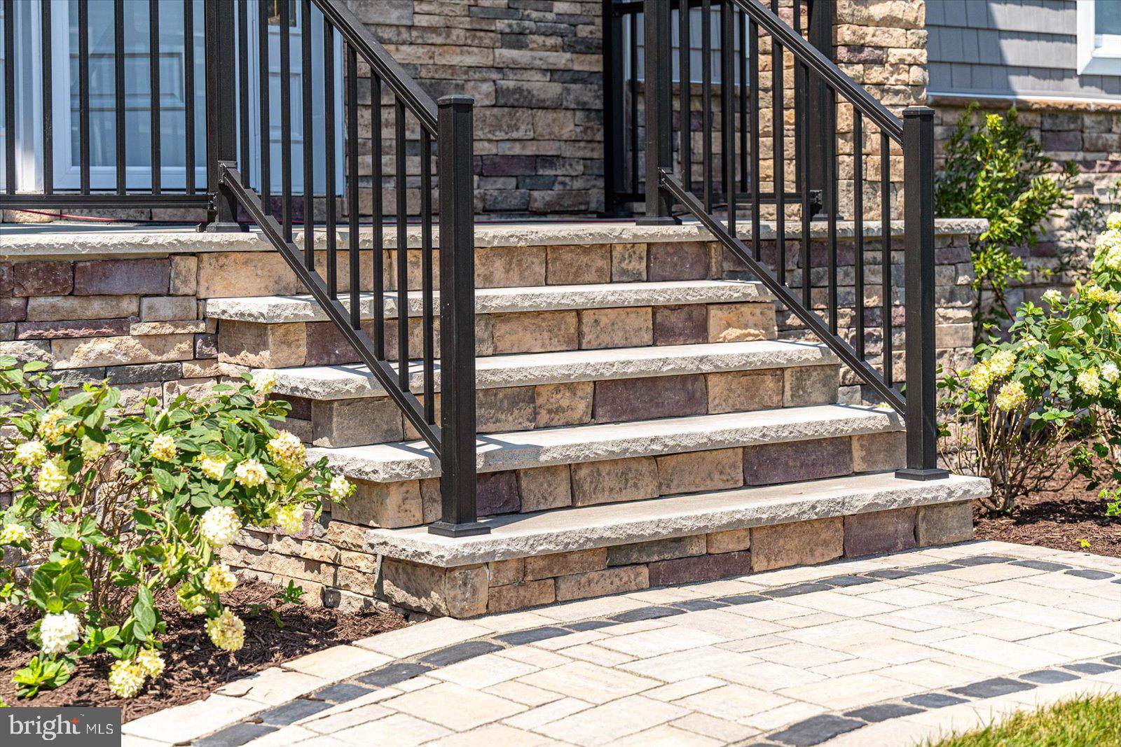 HERON HARBOUR - Residential