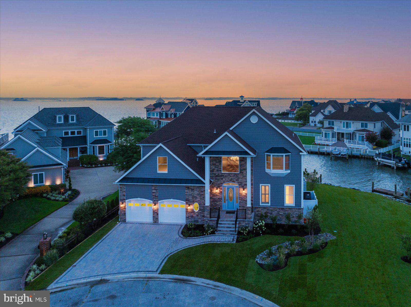 HERON HARBOUR - Residential