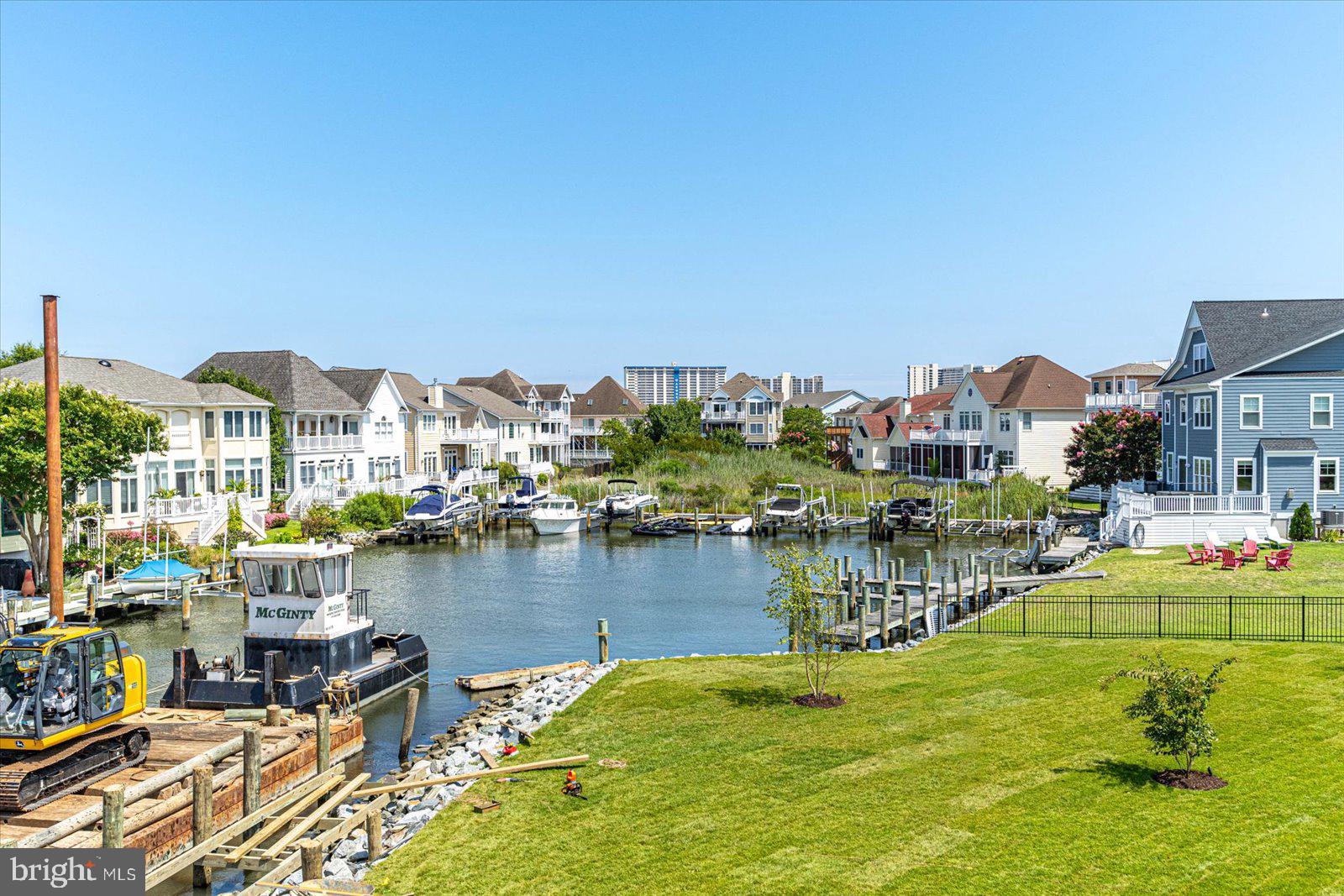 HERON HARBOUR - Residential