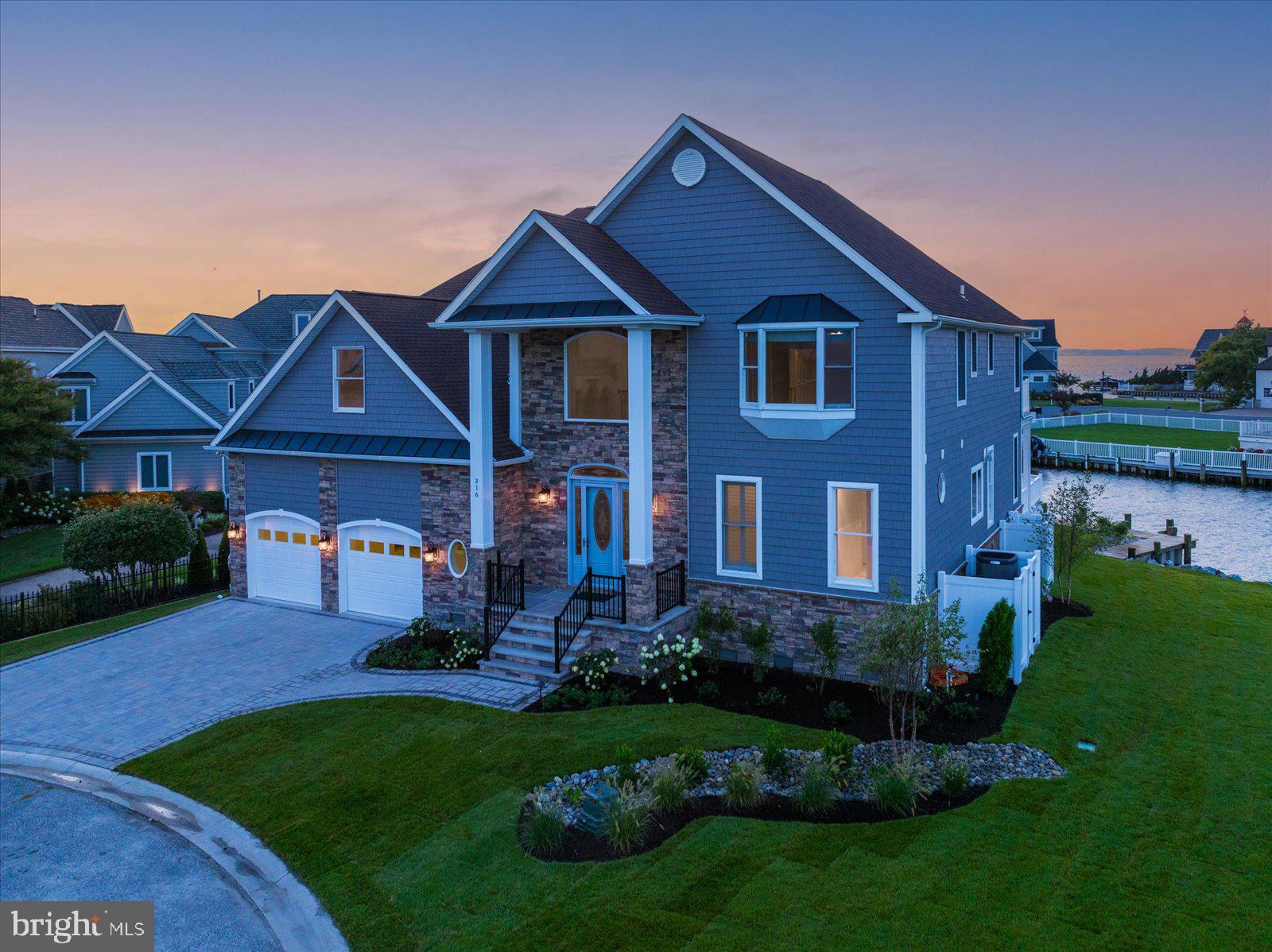 HERON HARBOUR - Residential