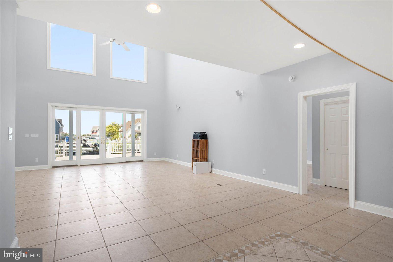 HERON HARBOUR - Residential