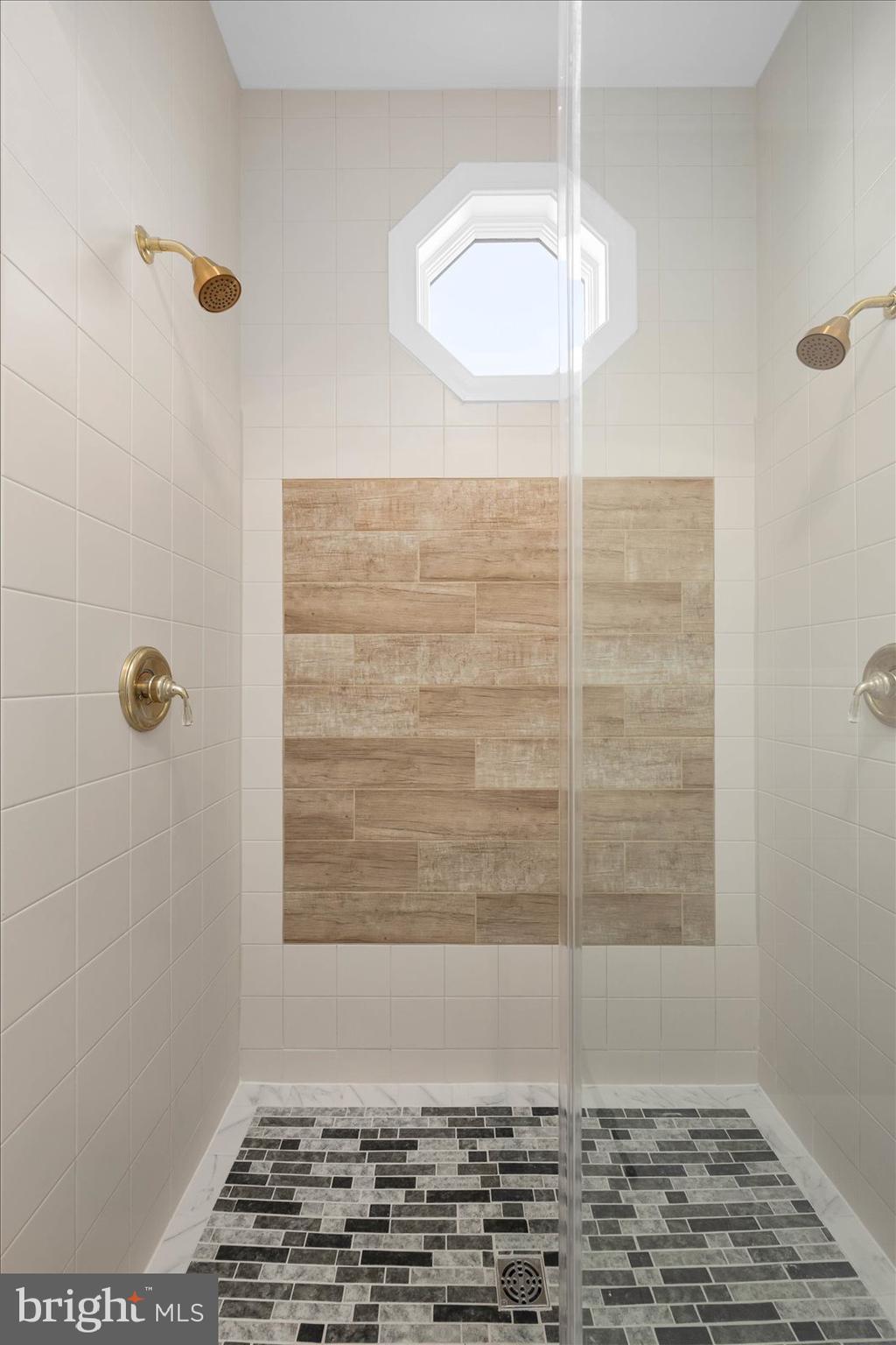 HERON HARBOUR - Residential