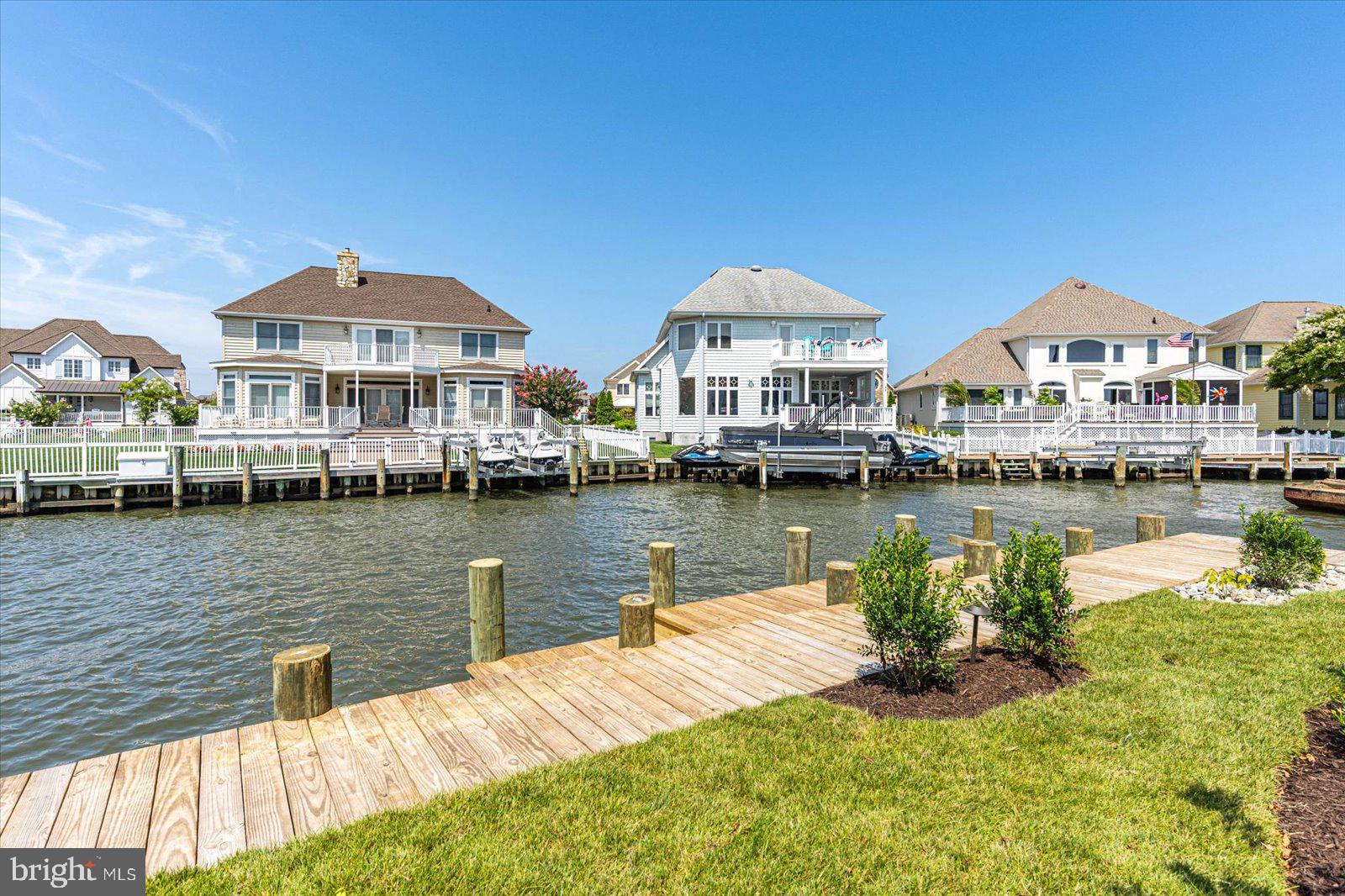 HERON HARBOUR - Residential