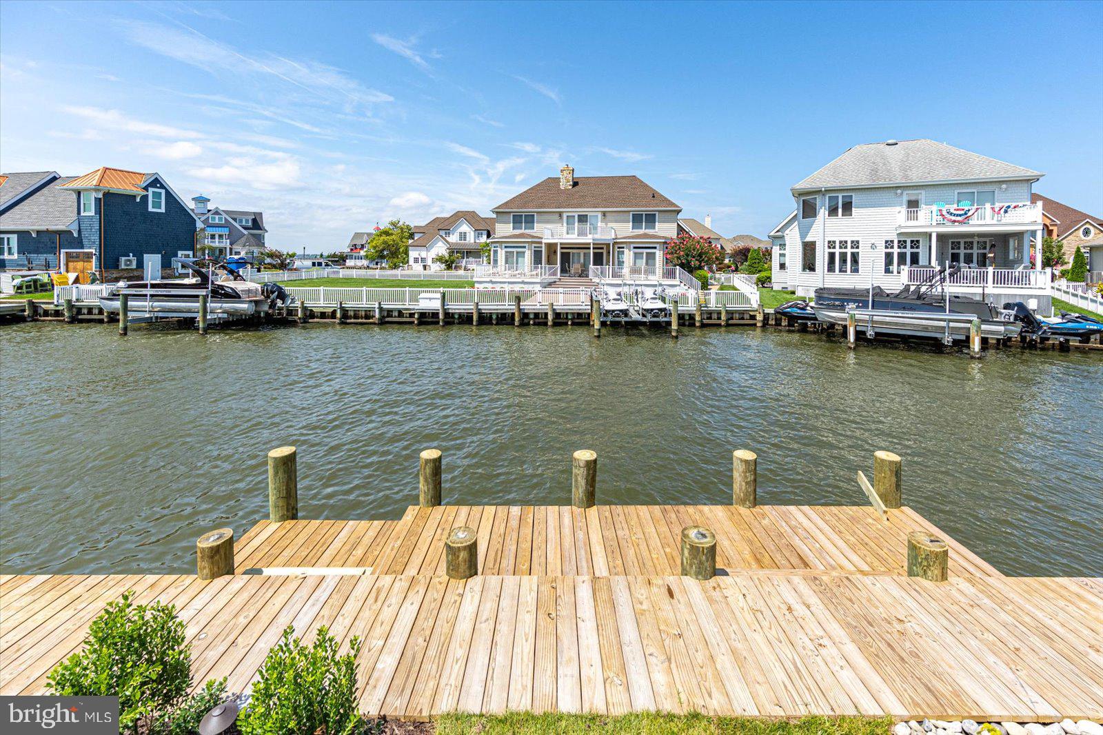 HERON HARBOUR - Residential