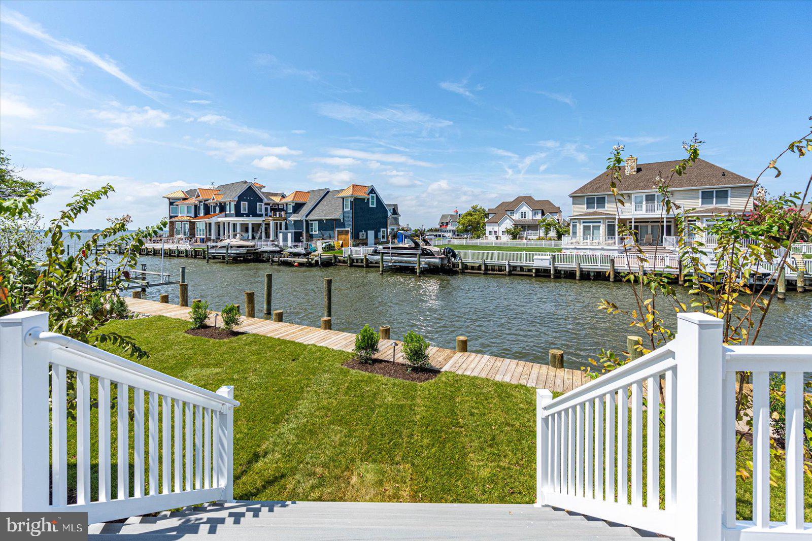 HERON HARBOUR - Residential