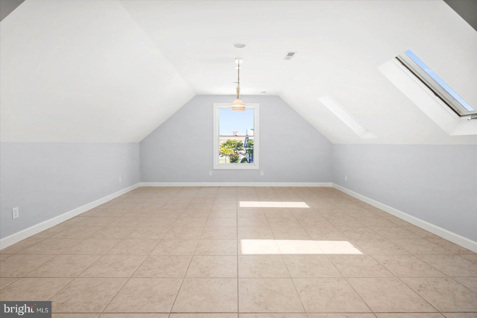 HERON HARBOUR - Residential