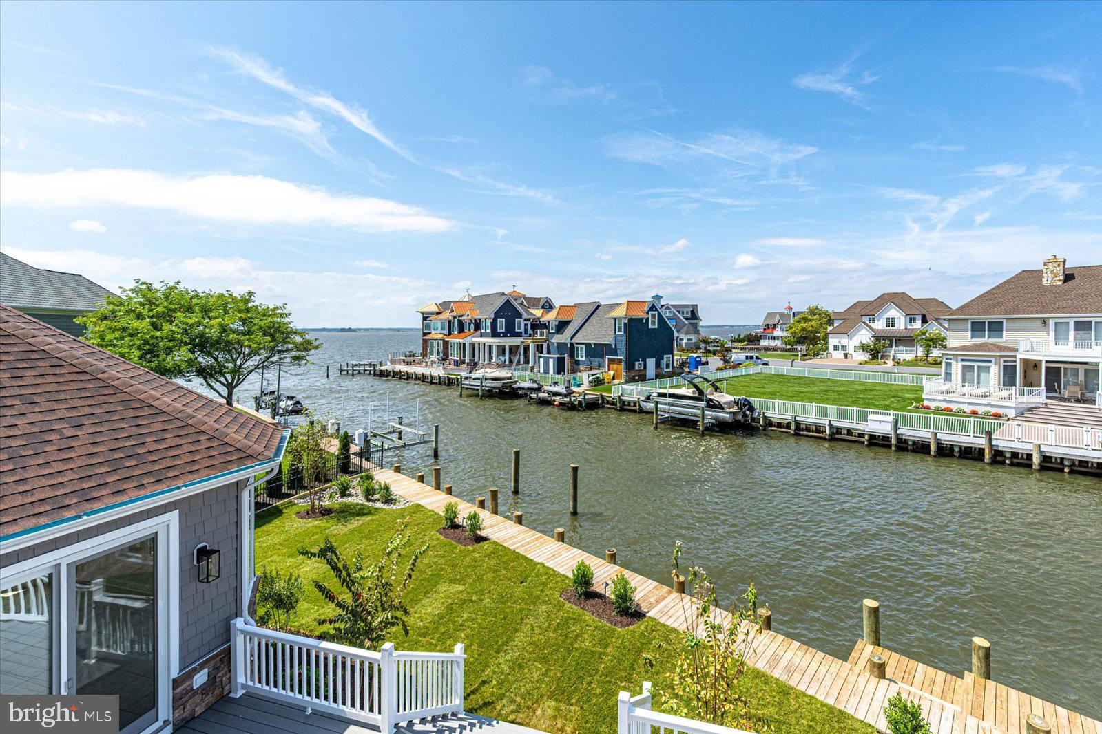 HERON HARBOUR - Residential