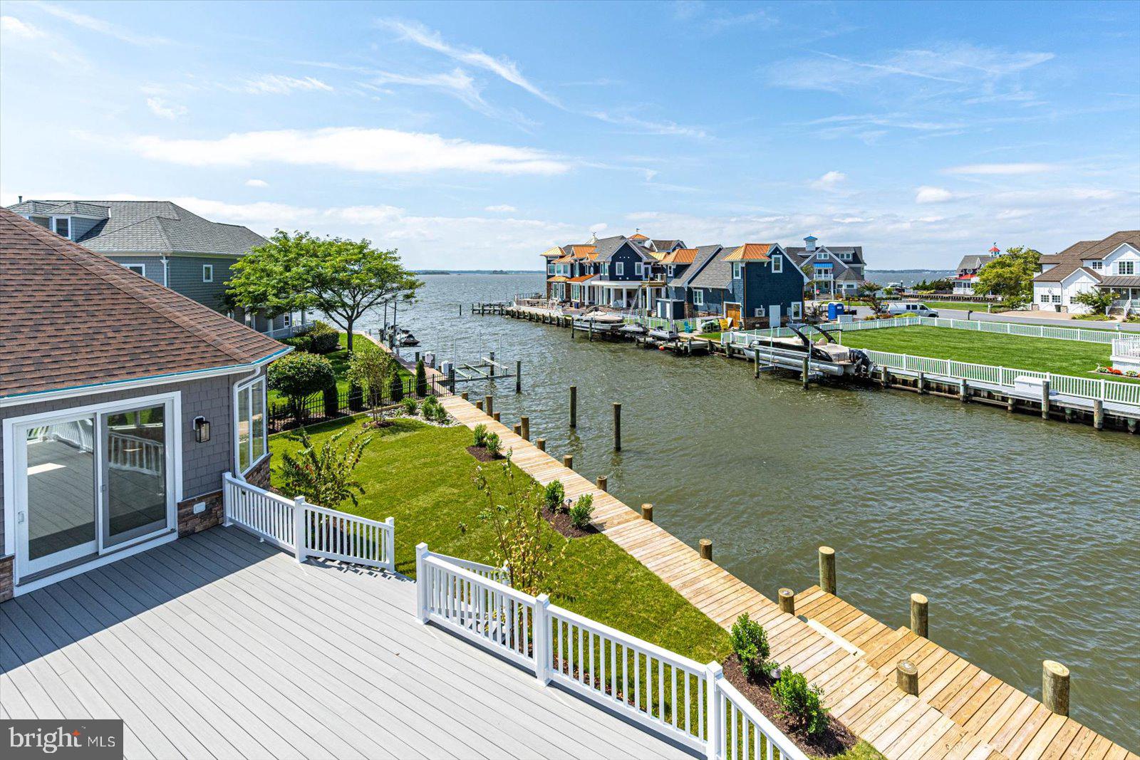 HERON HARBOUR - Residential