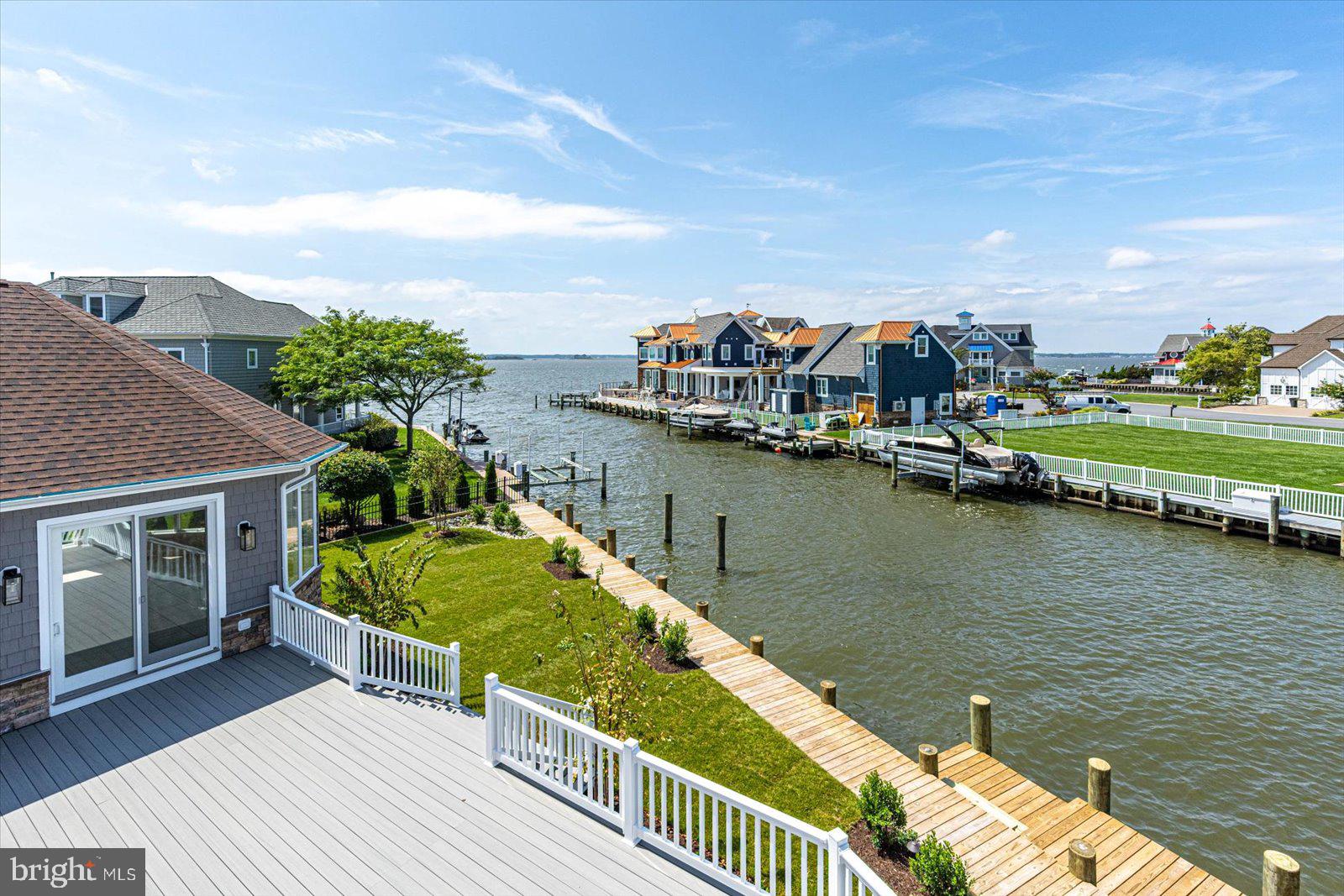 HERON HARBOUR - Residential