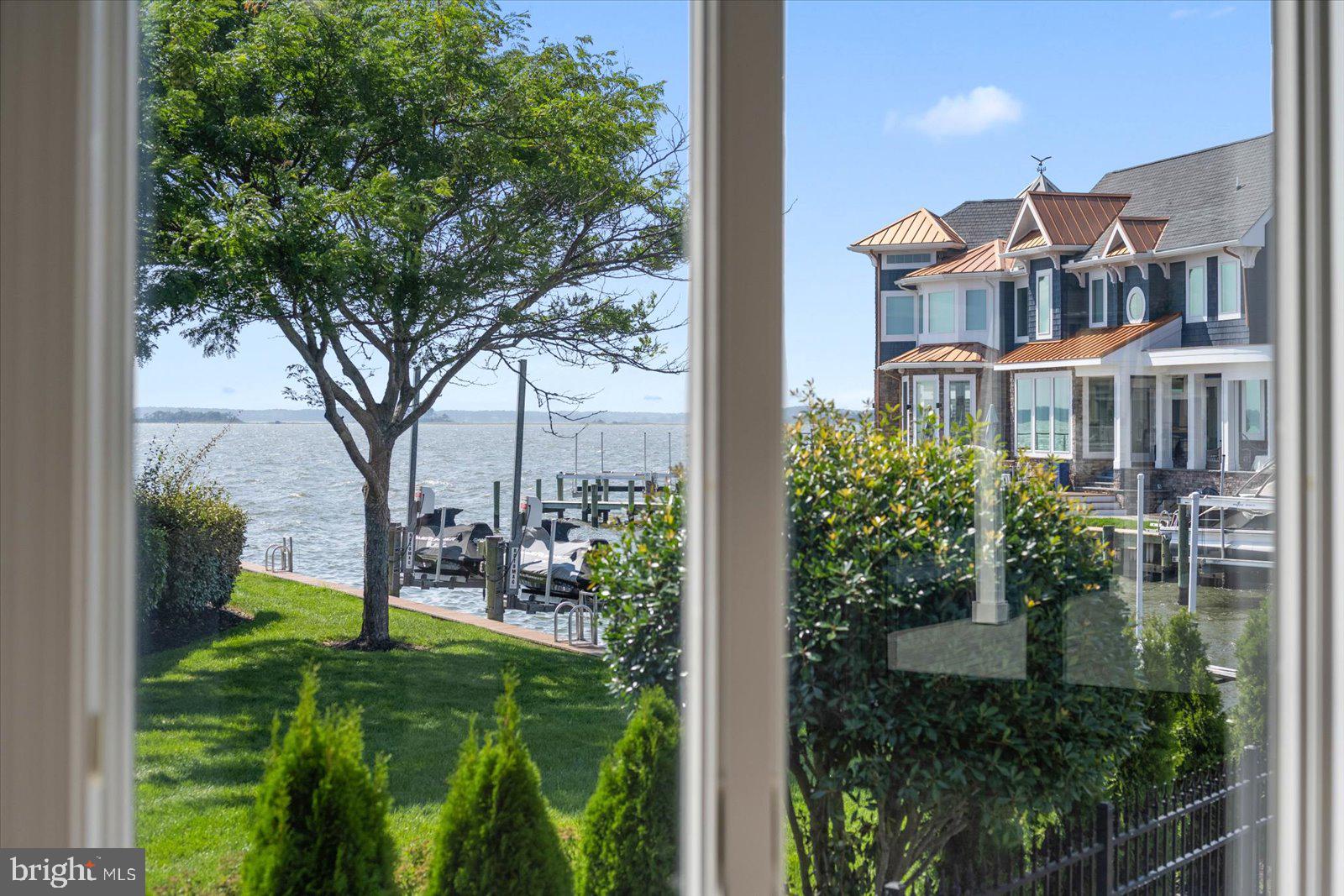 HERON HARBOUR - Residential