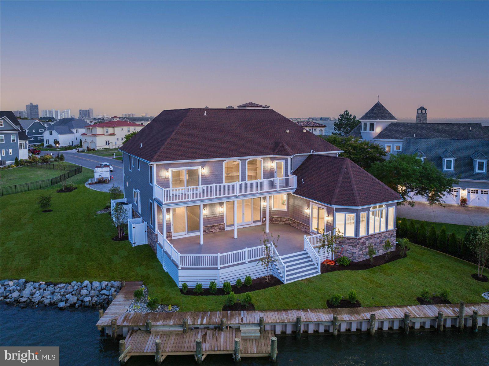 HERON HARBOUR - Residential