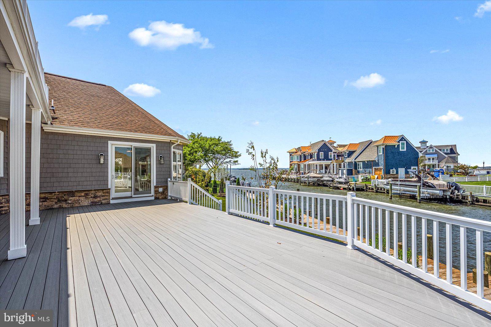 HERON HARBOUR - Residential